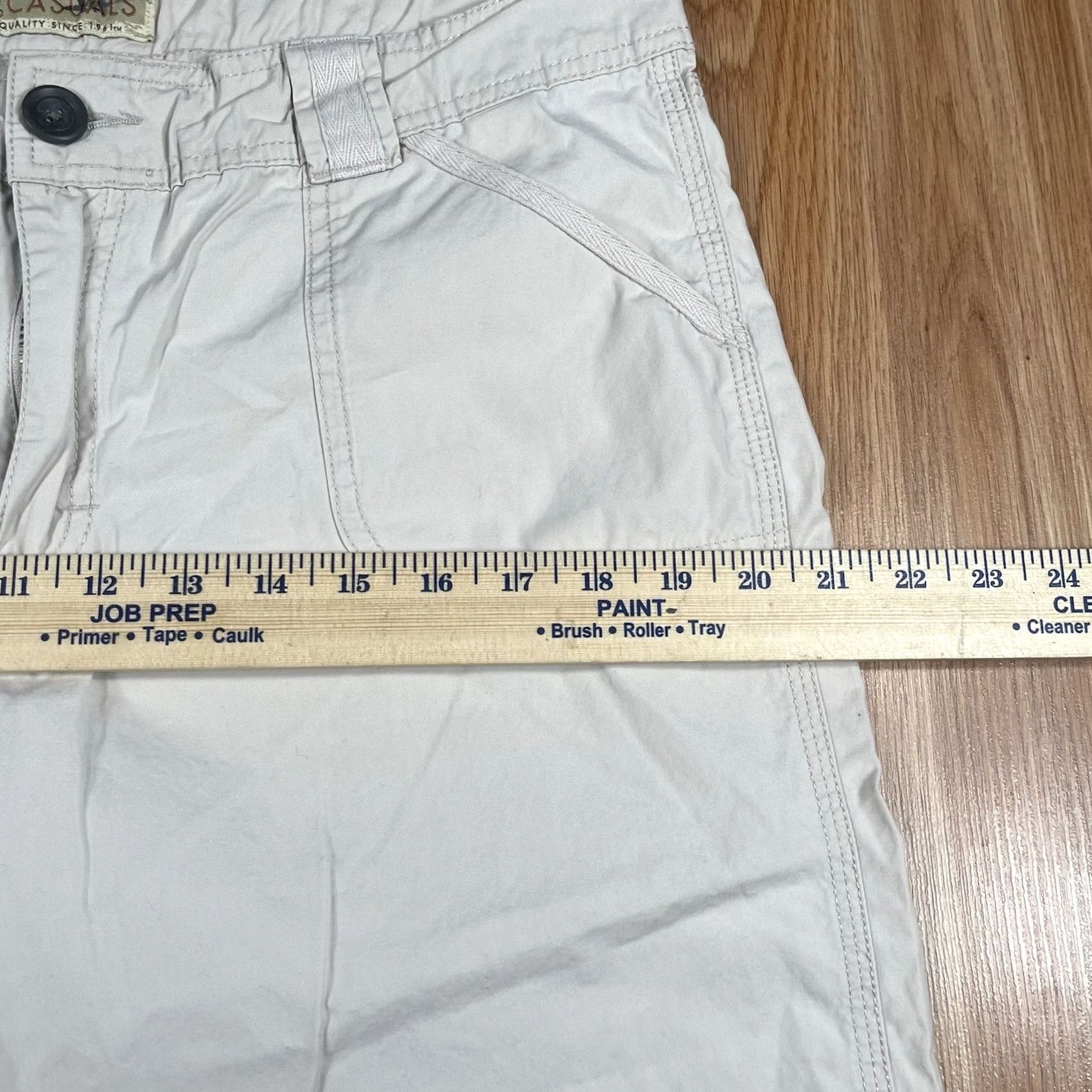 Vintage Cabela’s Casual Capri Womens Size 12 Chino Crop Pants Beige 100% Cotton (Regular) Mid Rise Belt Loops Inseam 17 in Cropped Leg Opening 9 in Size 34" / US 12 / IT 48 - 6 Thumbnail