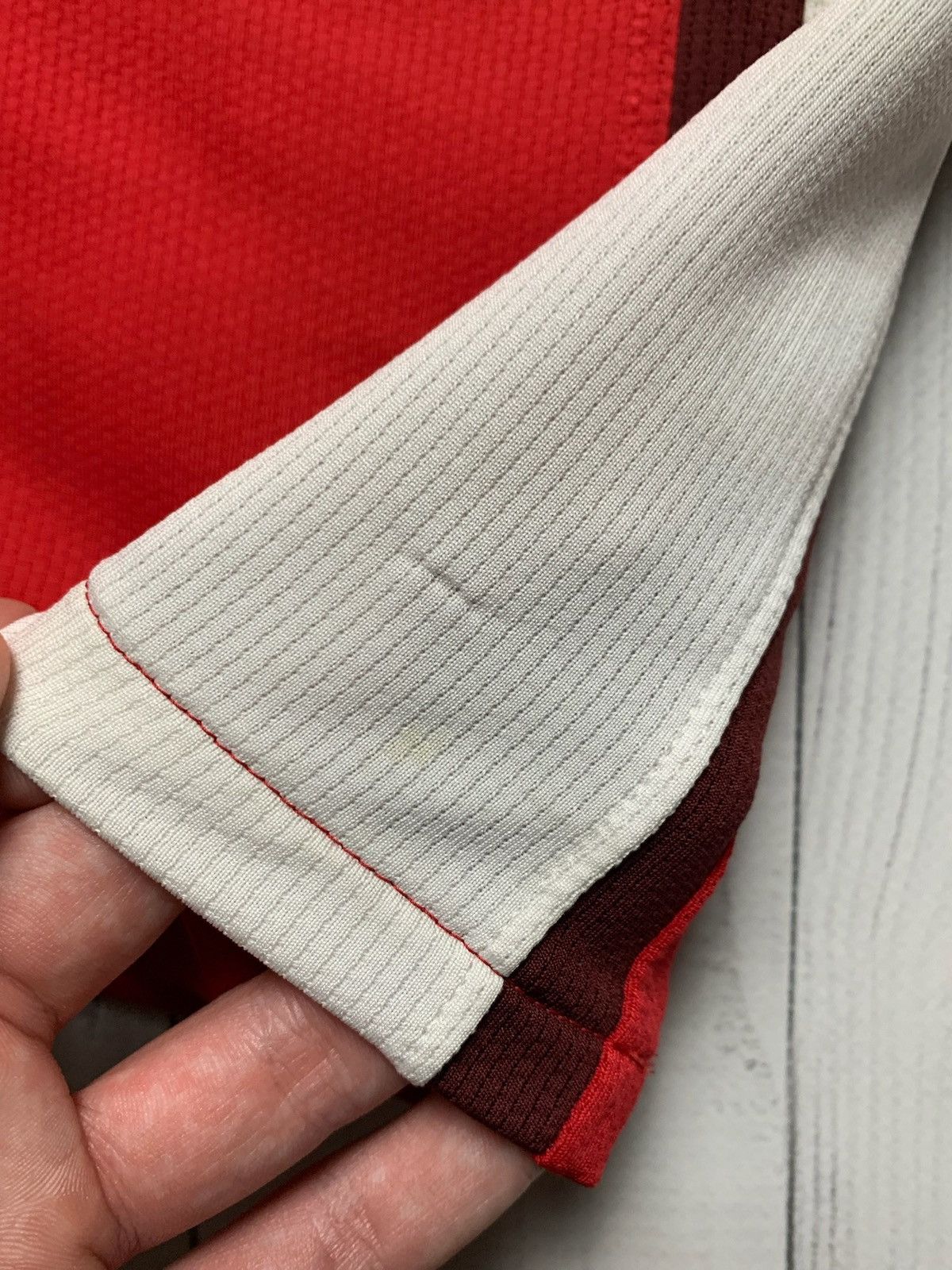 Nike × Vintage Vintage Arsenal Nike soccer jersey size S Red Size US S / EU 44-46 / 1 - 2 Thumbnail