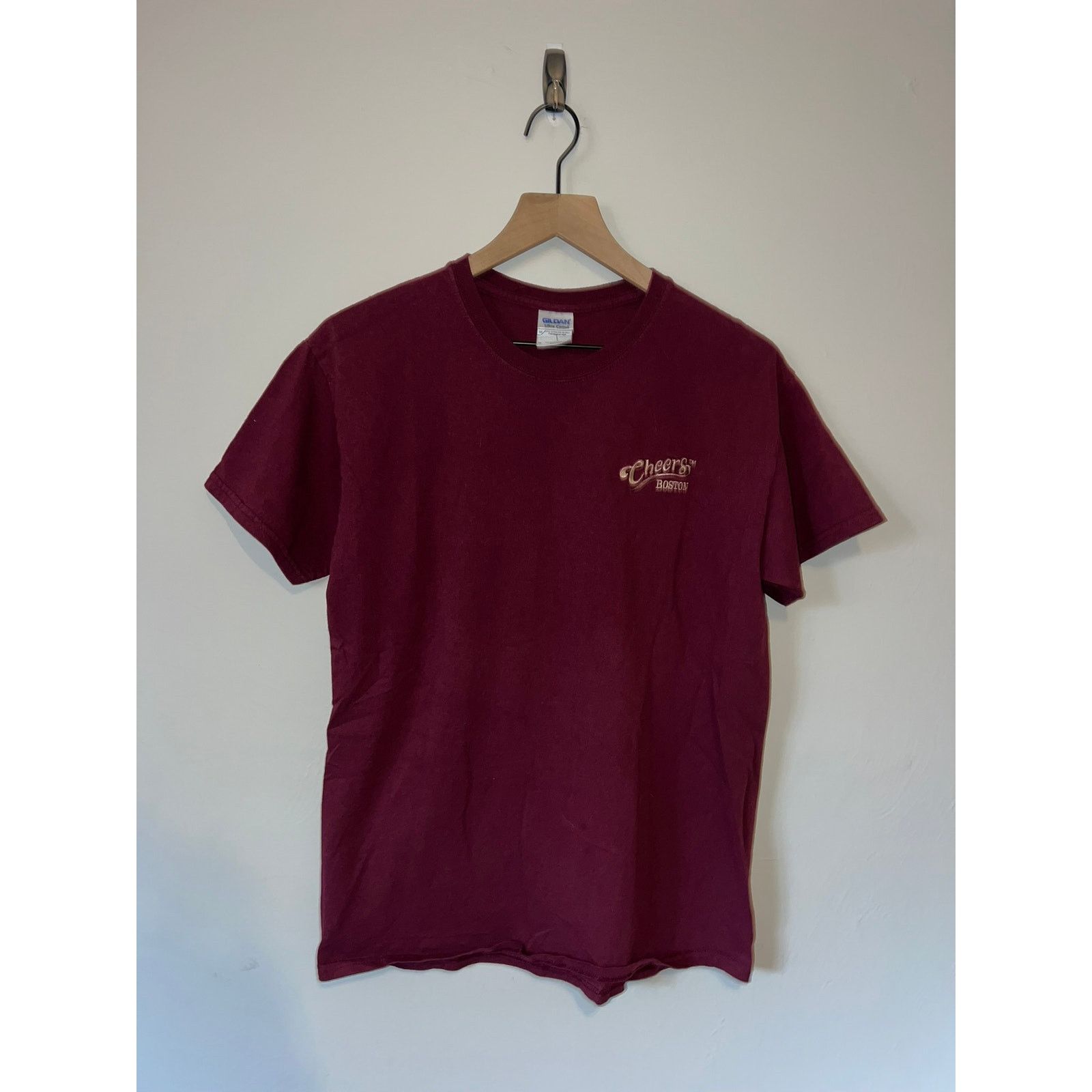 Gildan Vintage Cheers Shirt Where Everybody Name Show Tee M Medium Size US M / EU 48-50 / 2 - 1 Thumbnail