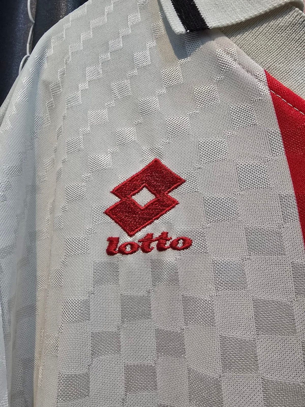 Lotto Sport × Vintage AC Milan Away 1995/1996 Original Size US M / EU 48-50 / 2 - 8 Thumbnail