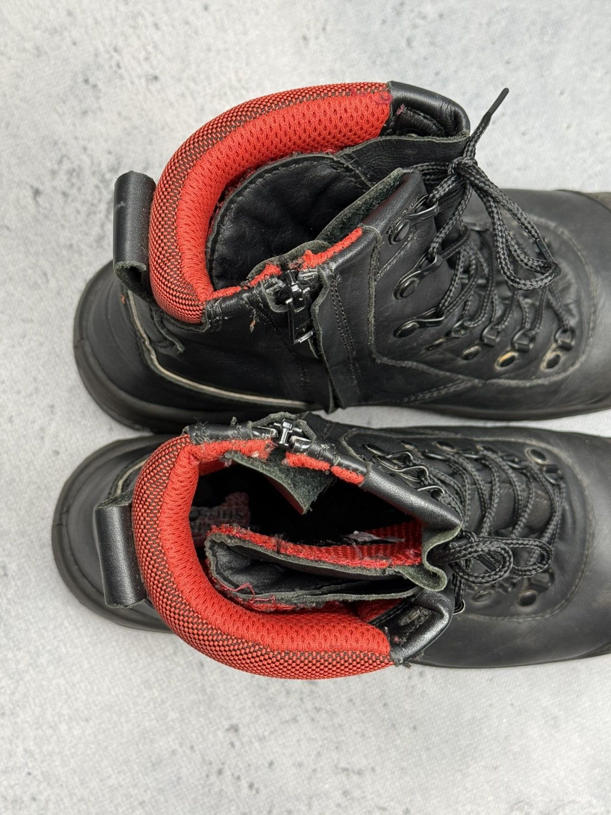 Red Wing Red Wing Black Leather Work Boots With Red Mesh Collar Rare Size US 11 / EU 44 - 12 Thumbnail