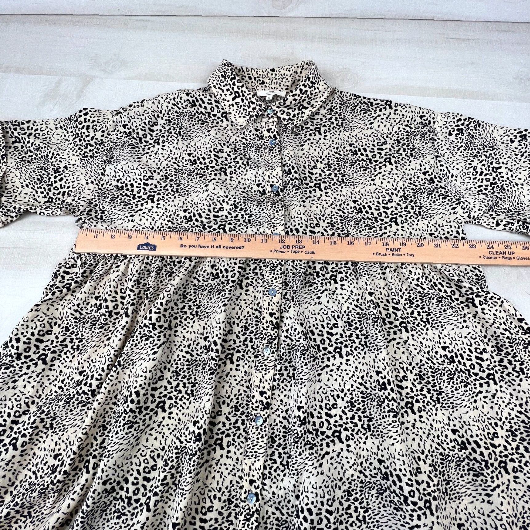 Vintage Entro Womens Leopard Print Blouse Small Animal Cheetah Short Sleeve Flowy Loose Top Polyester Size S / US 4 / IT 40 - 7 Thumbnail