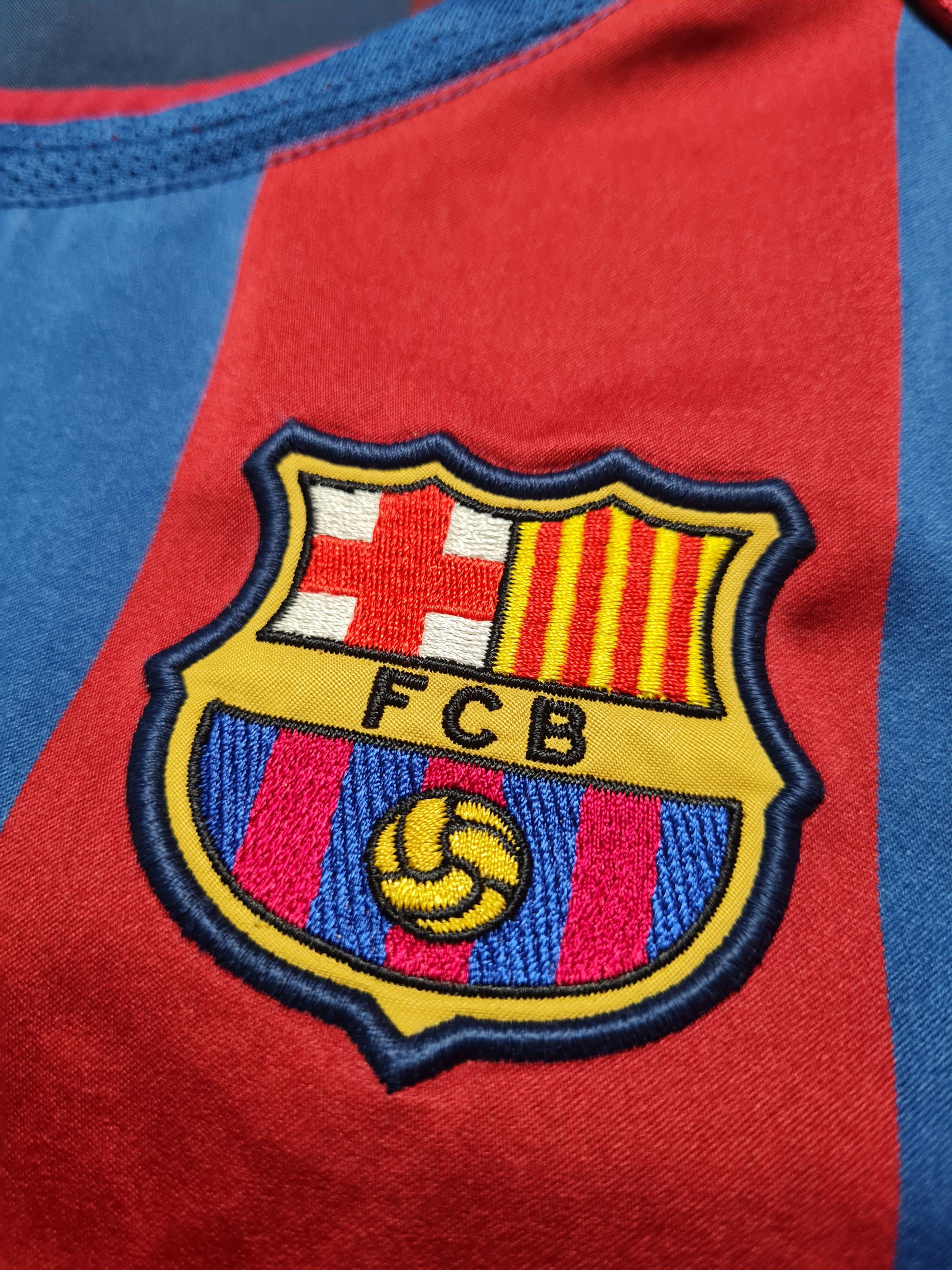 Nike Jersey Barcelona Home football shirt 2004/2005 Soccer Nike Size US XXS / EU 40 - 15 Thumbnail