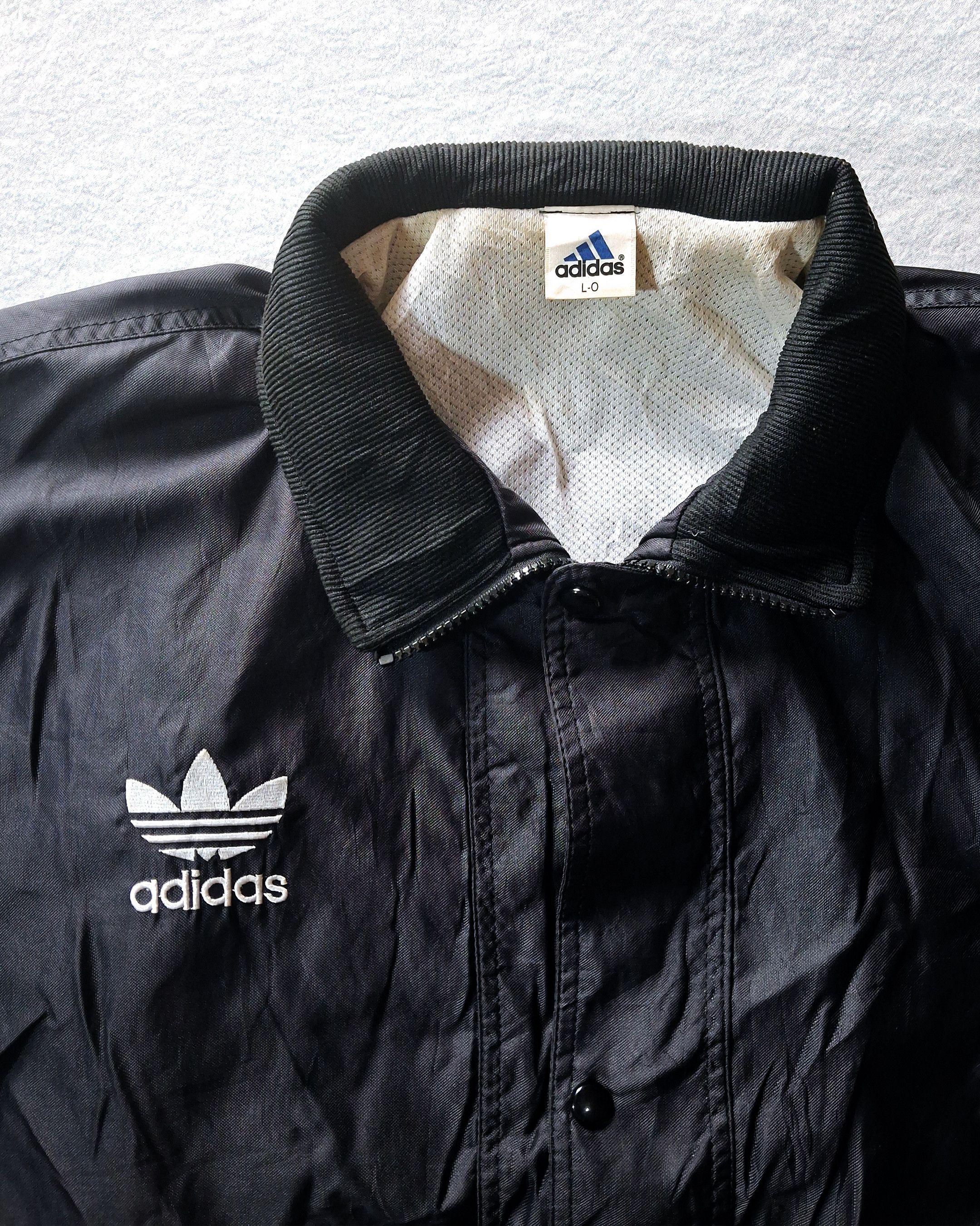 Adidas ADIDAS DESCENTE NYLON JACKET AD 4755 MADE IN JAPAN Size US L / EU 52-54 / 3 - 3 Thumbnail
