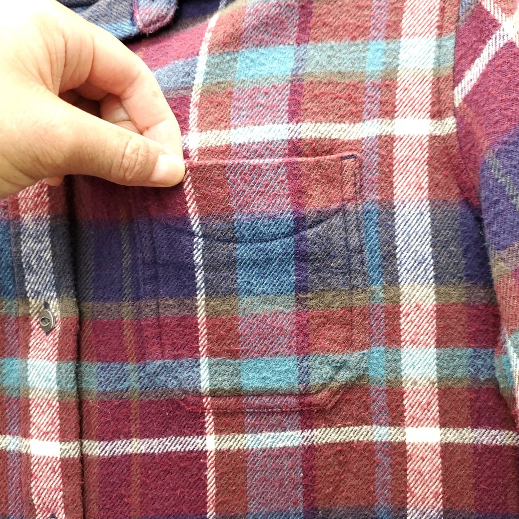 Vintage Woolrich Shirt Womens L Plaid Button-Up Collar Pocket Casual Shirt Women Size L / US 10 / IT 46 - 4 Thumbnail