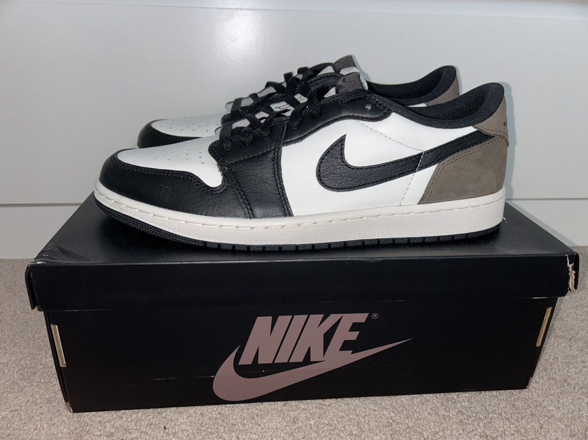 Jordan Brand × Nike Air Jordan 1 Retro Low OG “Mochas” Size US 11 / EU 44 - 2 Thumbnail