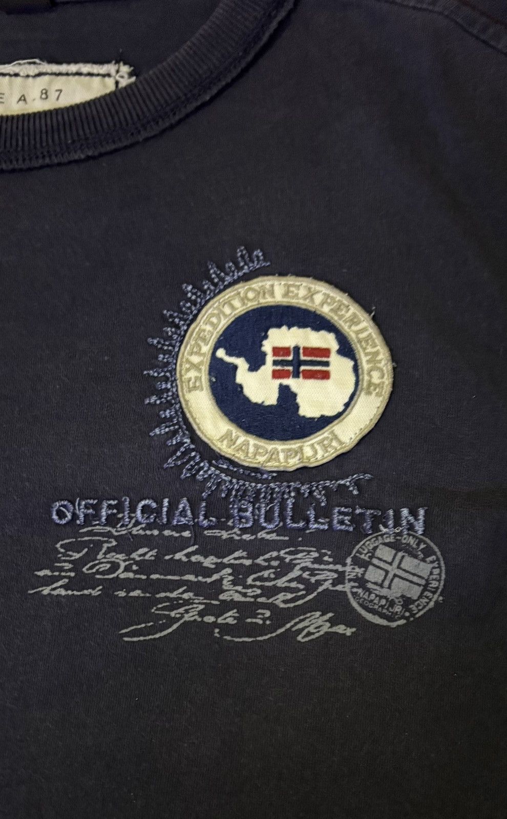Designer × Japanese Brand × Napapijri Vintage Napapijri Patches Long Sleeve T-Shirt Size US M / EU 48-50 / 2 - 4 Thumbnail