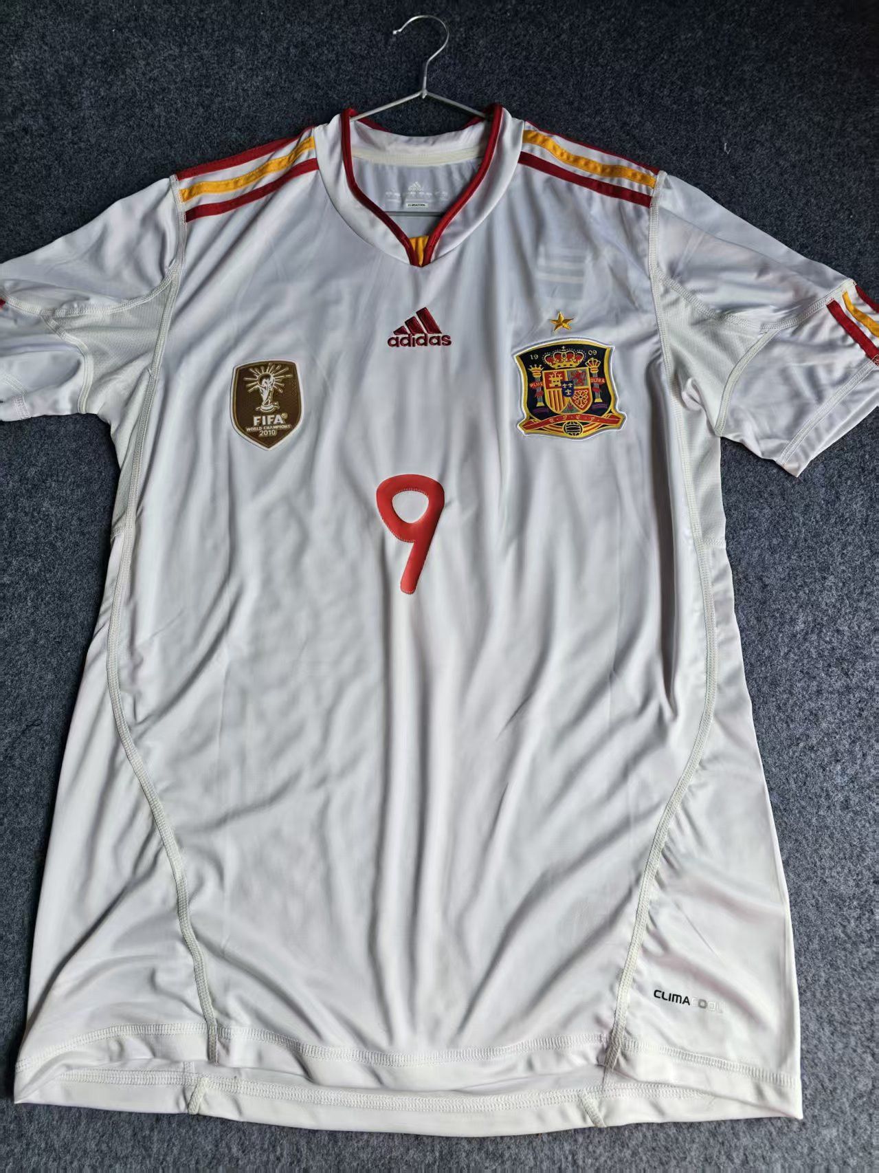 Other 2011 Spain #9 Fernando Torres Jersey Size US S / EU 44-46 / 1 - 1 Thumbnail