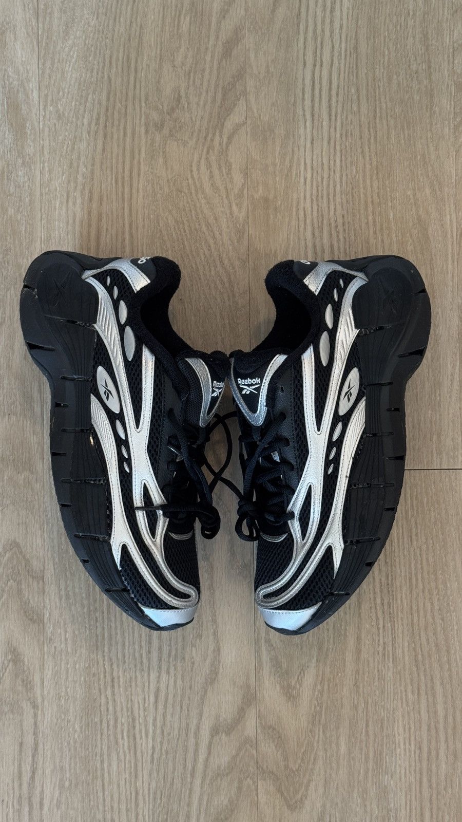 Reebok Reebok x Danielle Guizio Zig Kinetica Size US 10 / EU 43 - 1 Thumbnail