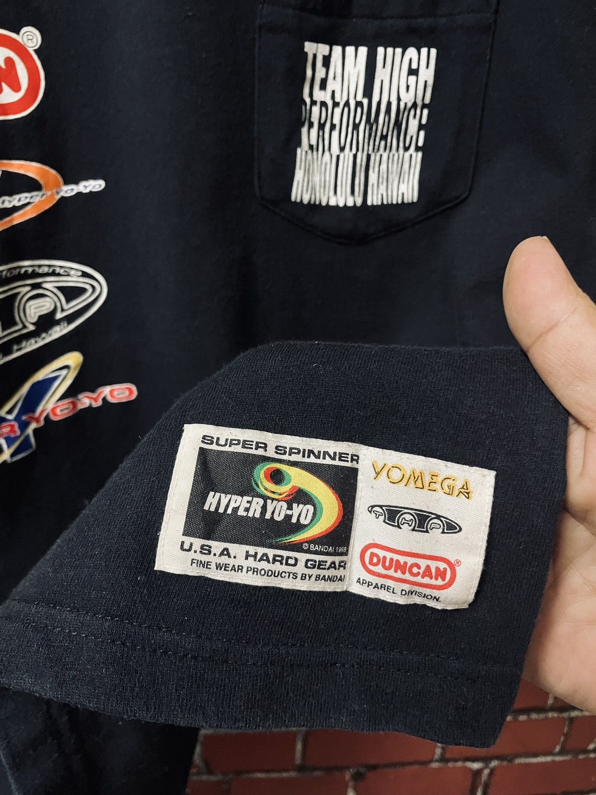Vintage VINTAGE HYPER YOYO TEAM PERFORMANCE HONOLULU HAWAII SHIRTS Size US M / EU 48-50 / 2 - 2 Thumbnail