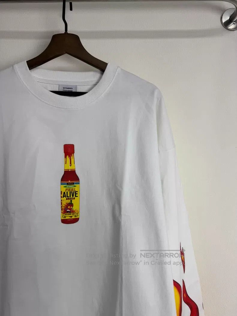 Vetements VETEMENTS Flame Long Sleeve - Flame Chili Oil White Long S Size US L / EU 52-54 / 3 - 2 Thumbnail