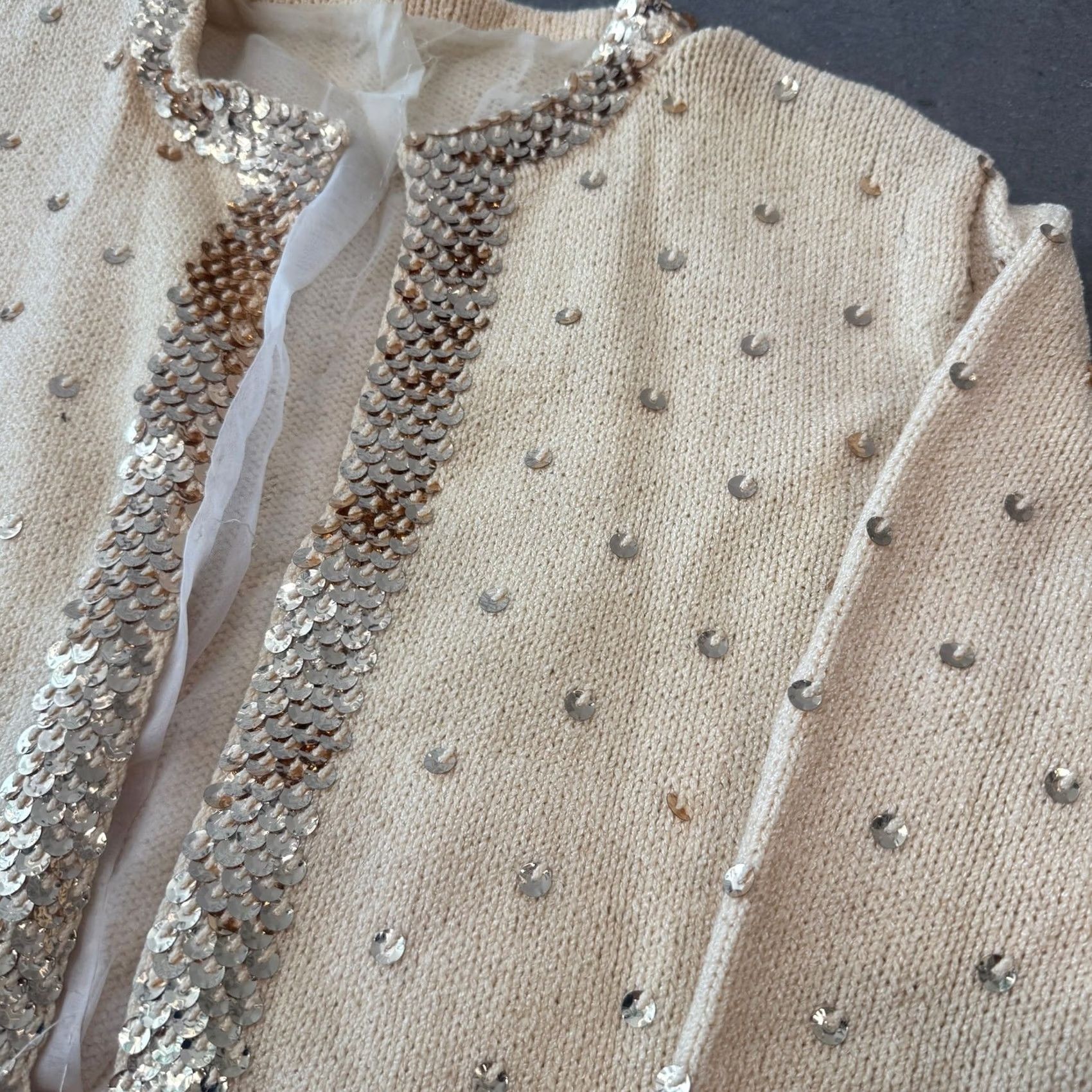 Thrasher VINTAGE Y2K 90's Beige Sequin Cardigan Sweater Japan Hand Knit Cream Small Womens Cardigan Size S / US 4 / IT 40 - 3 Thumbnail