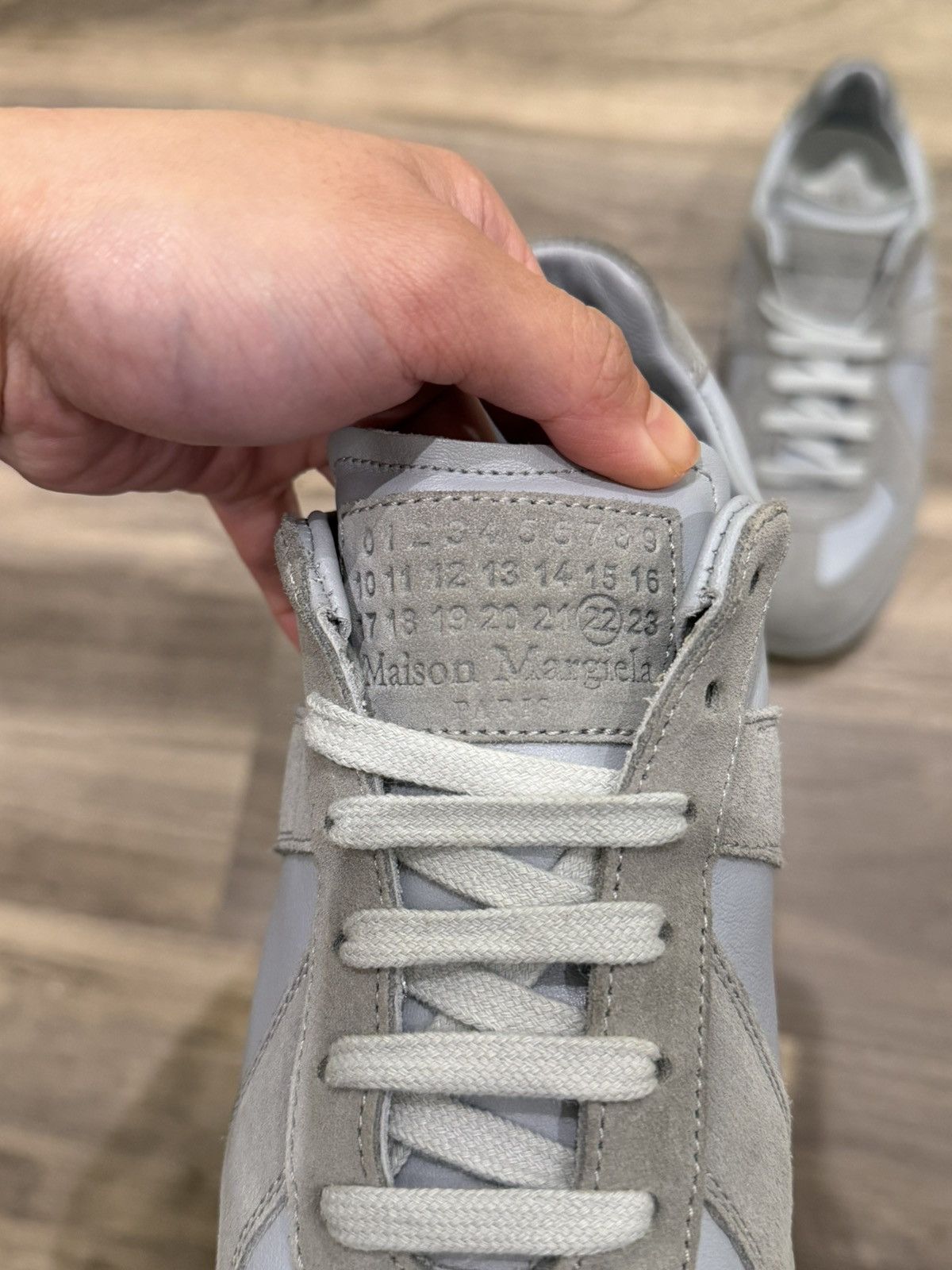 Maison Margiela Rare Maison Margiela Replica GAT EU 36 Tonal Grey Size US 6 / IT 36 - 4 Thumbnail