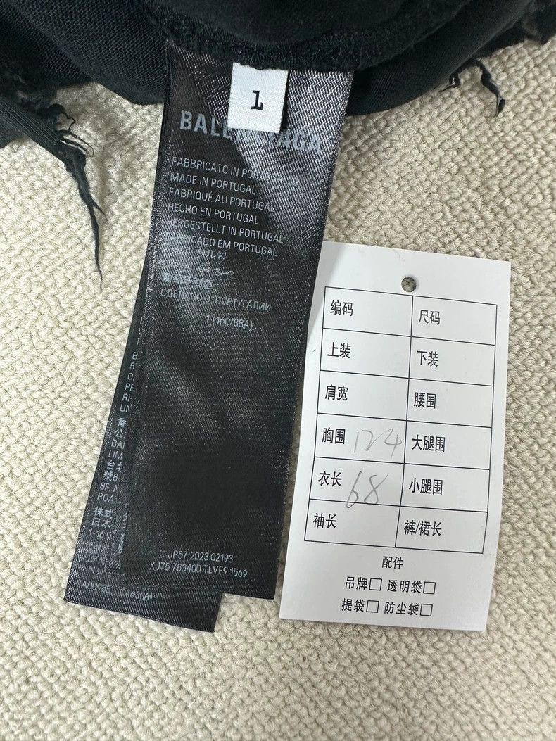 Balenciaga Balenciaga size 1 Double ring tassels destroy long sleeves Size US S / EU 44-46 / 1 - 5 Thumbnail
