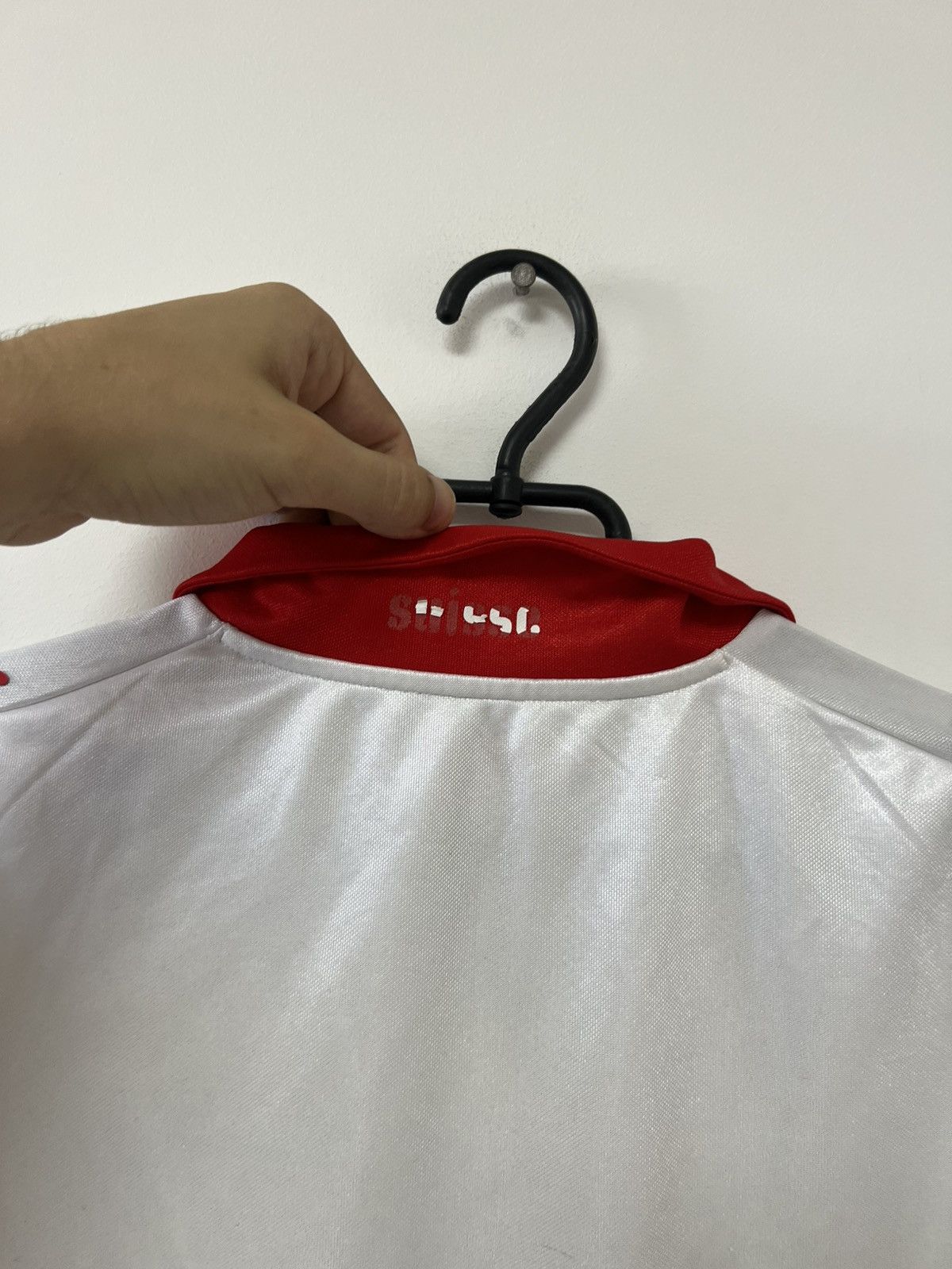 Puma Vintage Switzerland 2007/2008 Away Football Shirt Jersey Size US L / EU 52-54 / 3 - 16 Thumbnail
