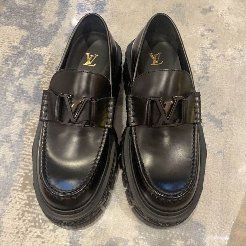Louis Vuitton Louis Vuitton Black Leather Comfortable Loafers -2508 Size US 8.5 / EU 41-42 - 2 Thumbnail