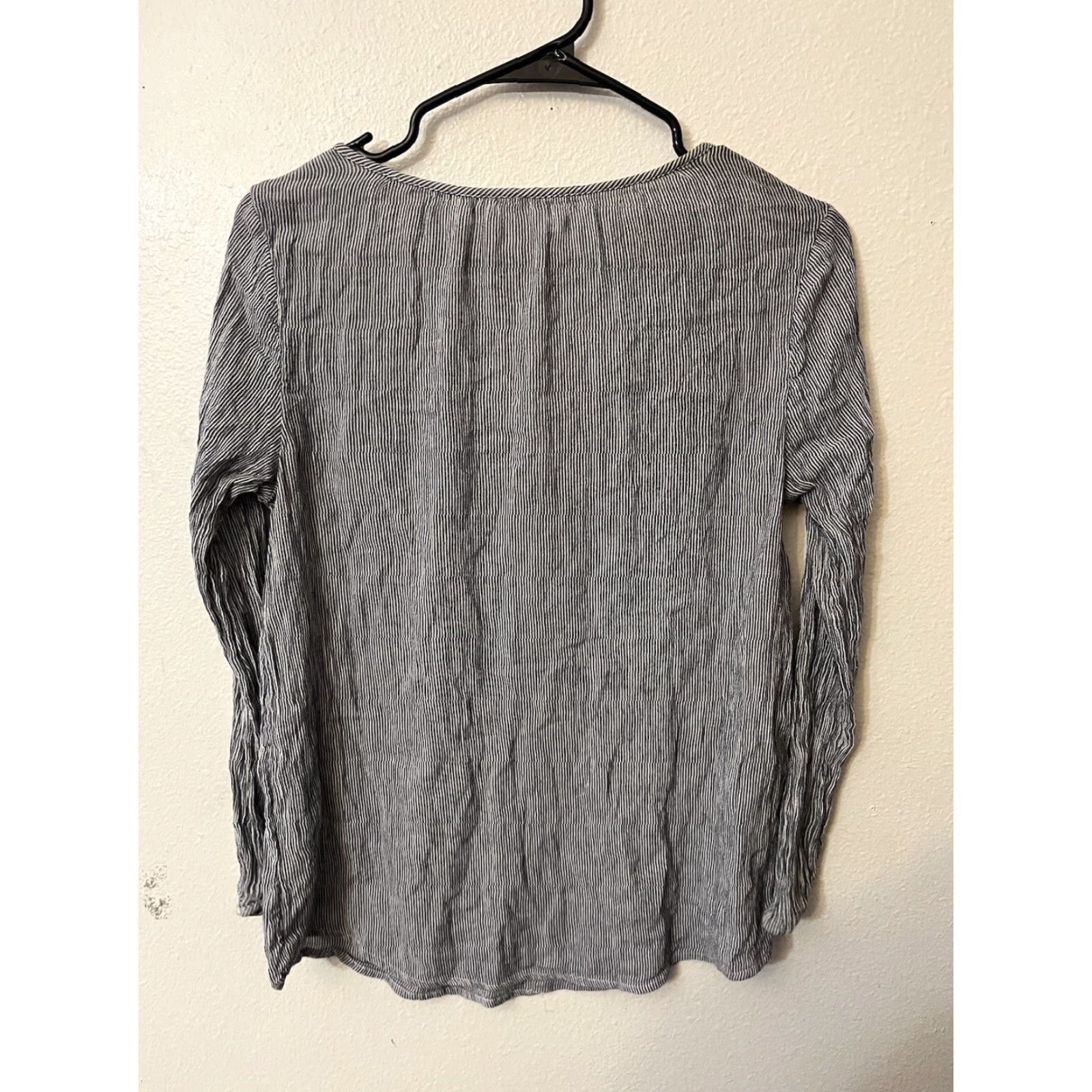 Old Navy Old Navy Women's T-Shirt Size S Blue Striped V-Neck Long Sleeve Casual Breathable Classic Size S / US 4 / IT 40 - 3 Thumbnail