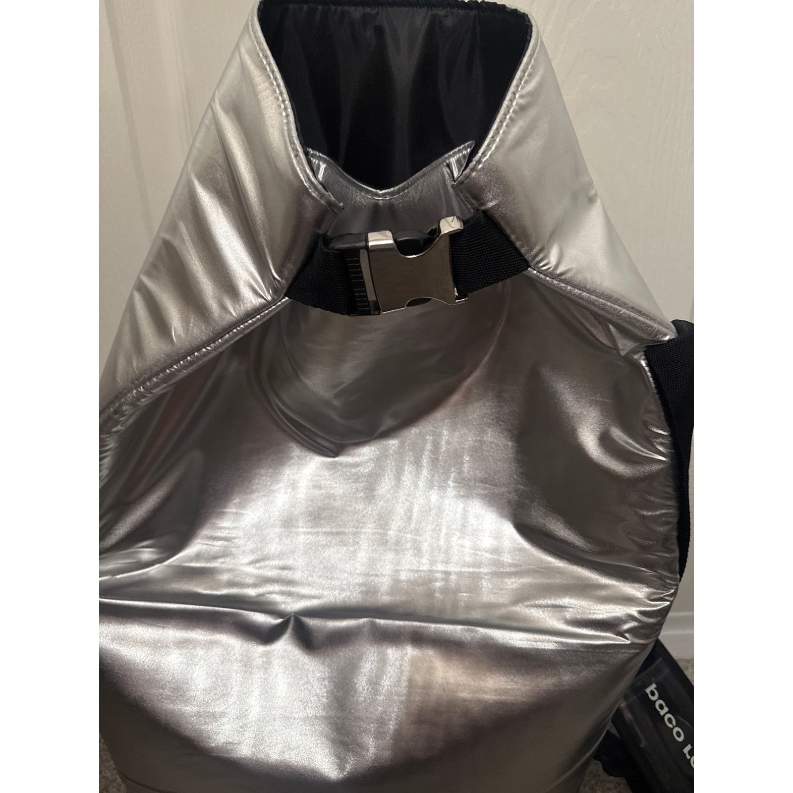 Paco Rabanne Paco Rabanne Invictus 48 Hour Silver Travel Buckle Backpack Size ONE SIZE - 6 Thumbnail