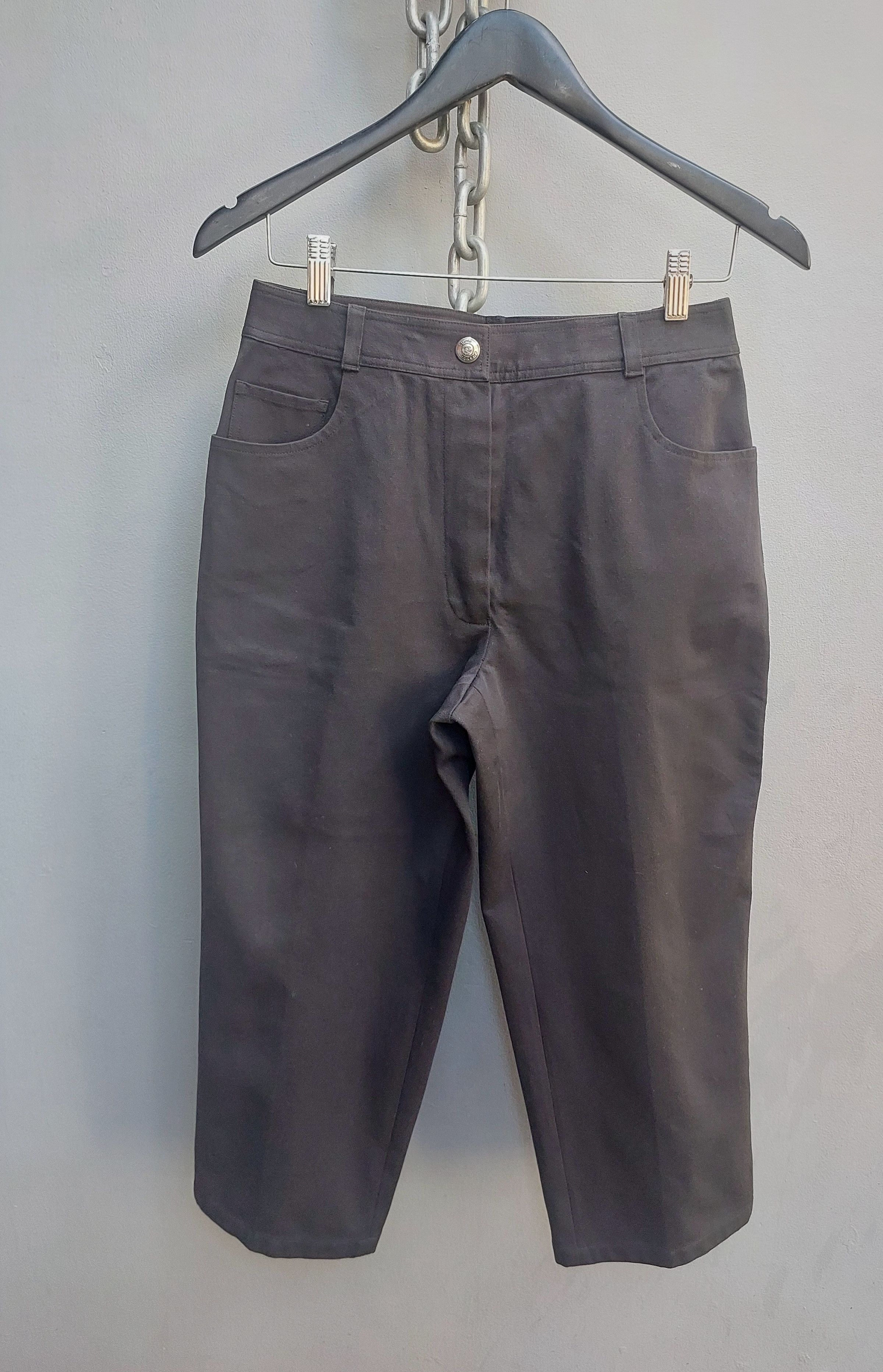Chanel Chanel Black Cotton Cropped Pants with Side Tape Size 28" / US 6 / IT 42 - 2 Thumbnail