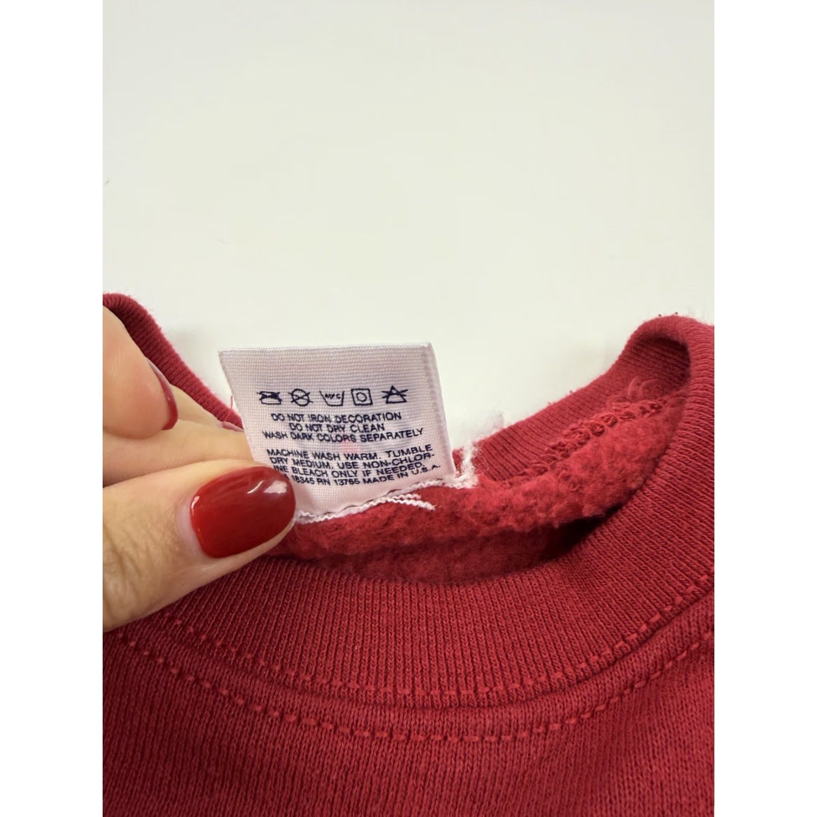 Vintage VINTAGE BVD Sweatshirt Mens Large Red Fleece Crewneck Pullover Blank Made USA Size US L / EU 52-54 / 3 - 5 Thumbnail