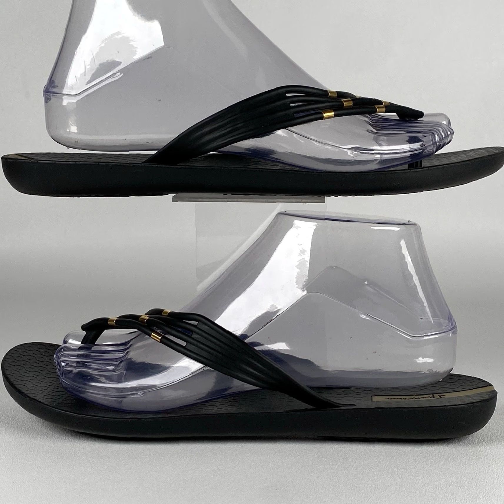 Vintage Ipanema Flip Flops Women’s US 10 EU 41 Sandal Black Rubber Wedge Mid Heel Flip Flop Mascul? Not. End. Size US 11 / IT 41 - 6 Thumbnail