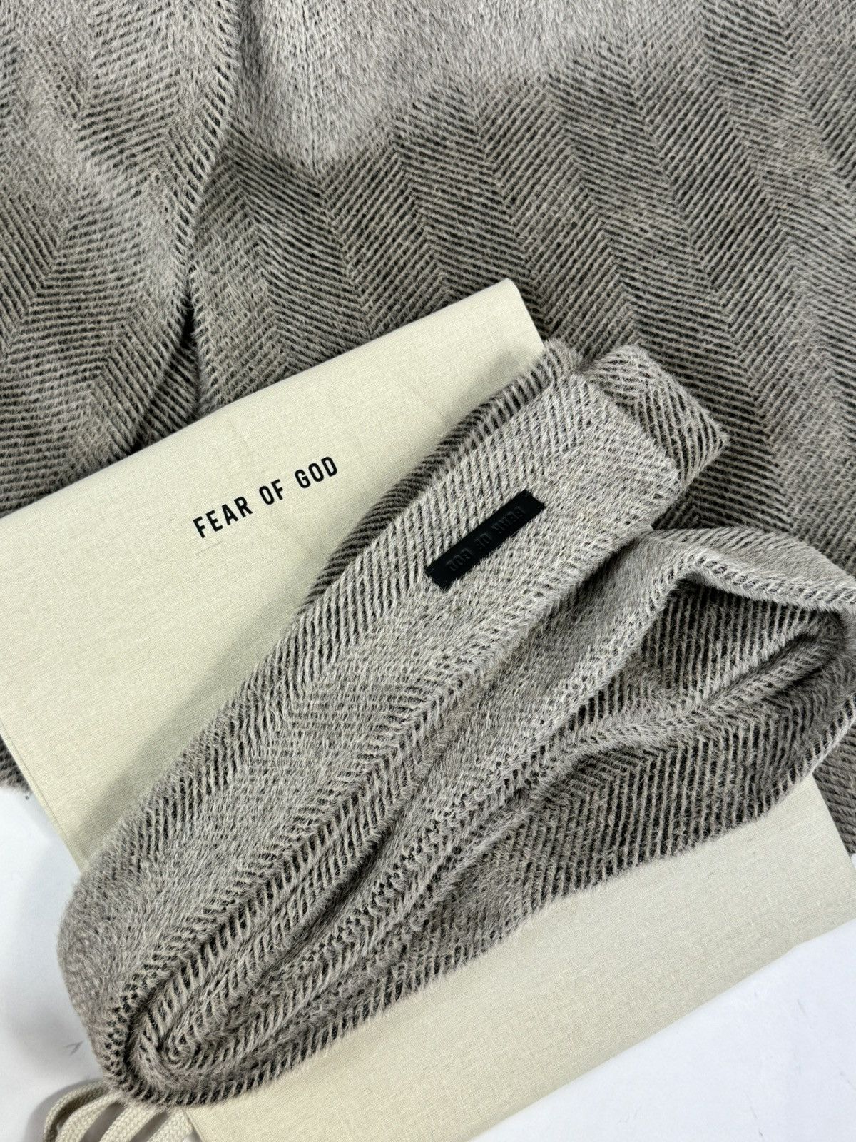 Fear of God OVERSIZED DOUBLE BREASTED HERRINGBONE LAMA WOOL BLEND COAT Size US XL / EU 56 / 4 - 8 Thumbnail