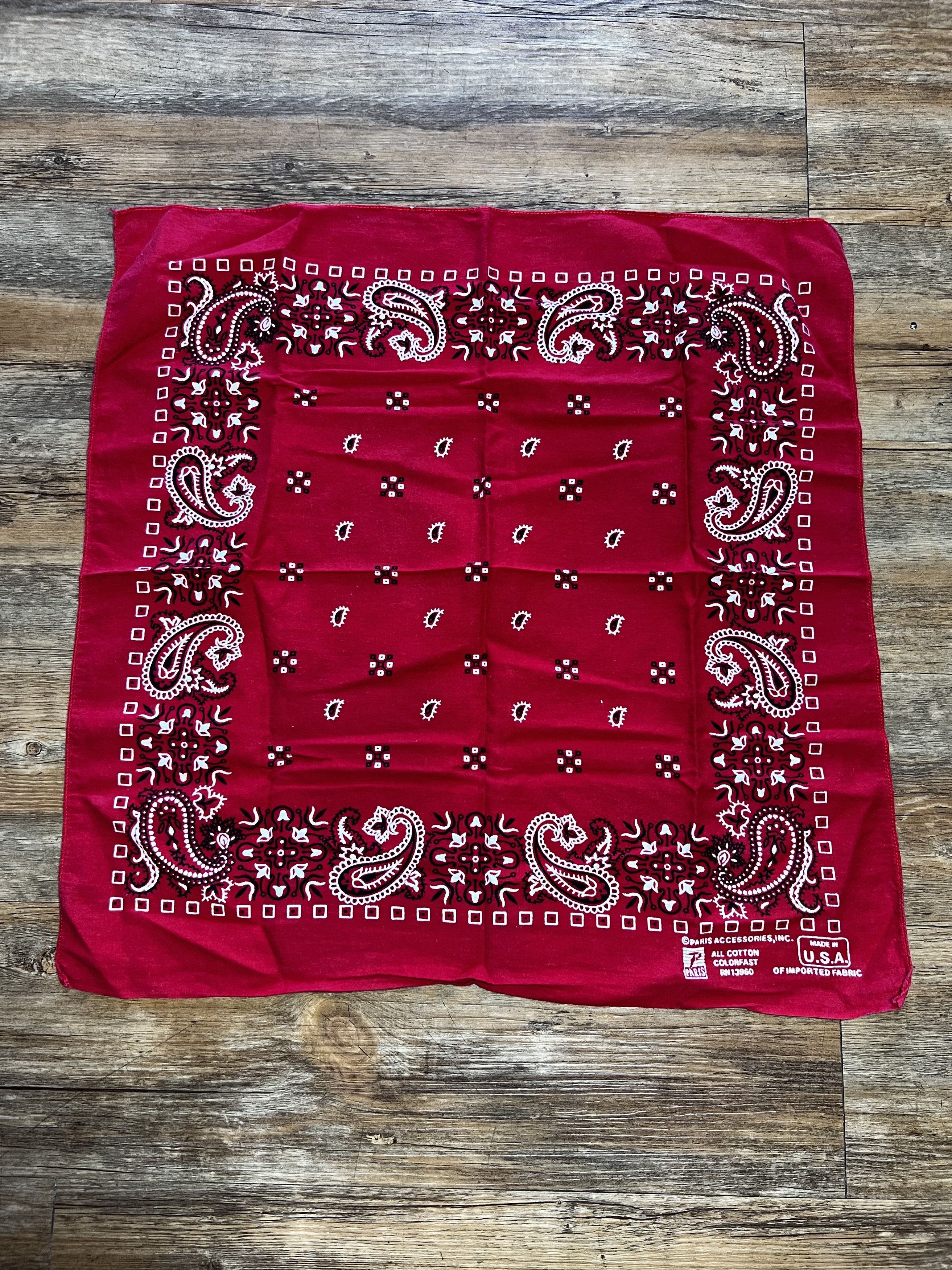 Vintage Vintage 70's-90's Red Paris Accessories Bandana RN13960 Size ONE SIZE - 1 Thumbnail