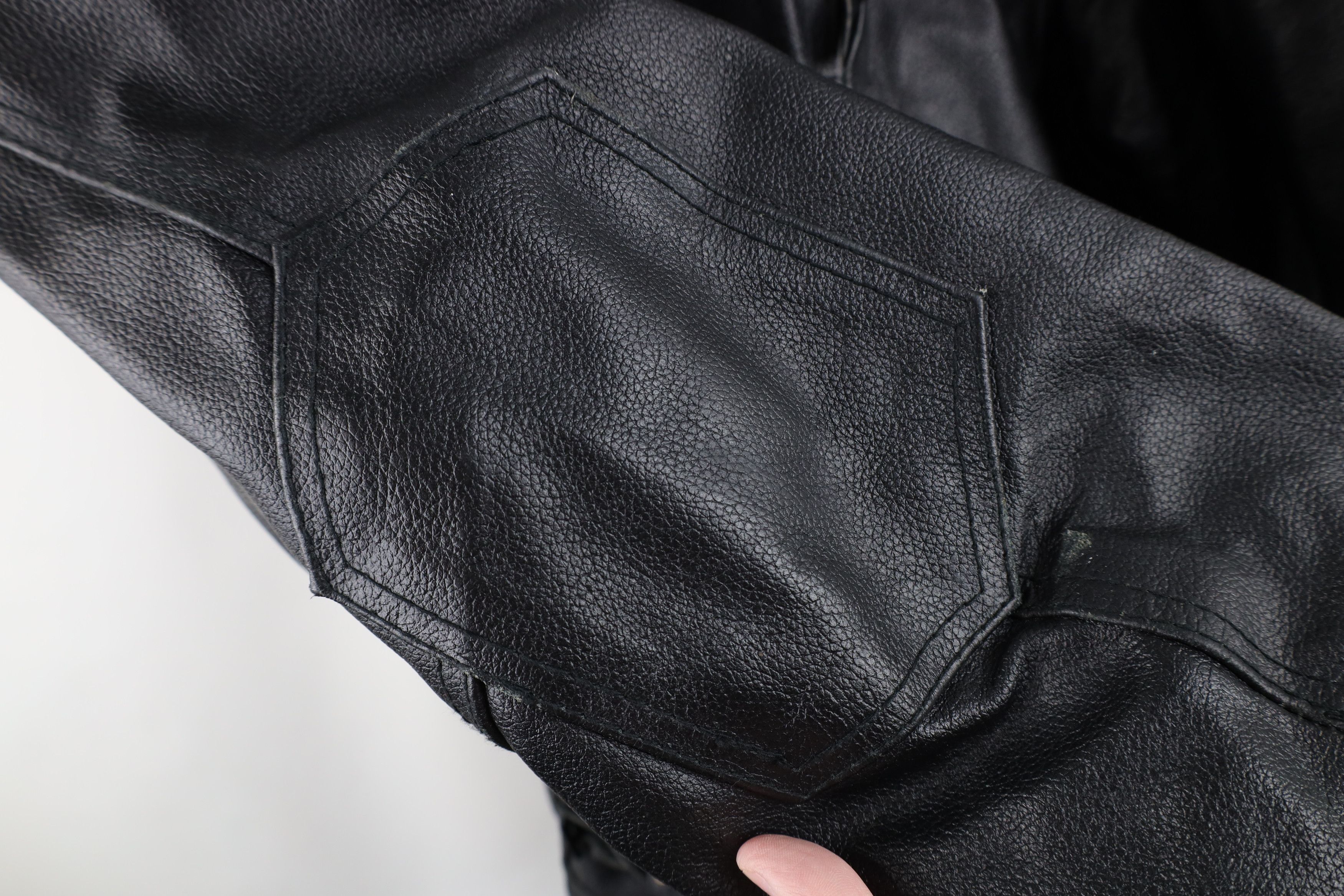 Vintage Vintage 90s Streetwear Lined Heavy Leather Motorcycle Jacket Size US XXL / EU 58 / 5 - 7 Thumbnail