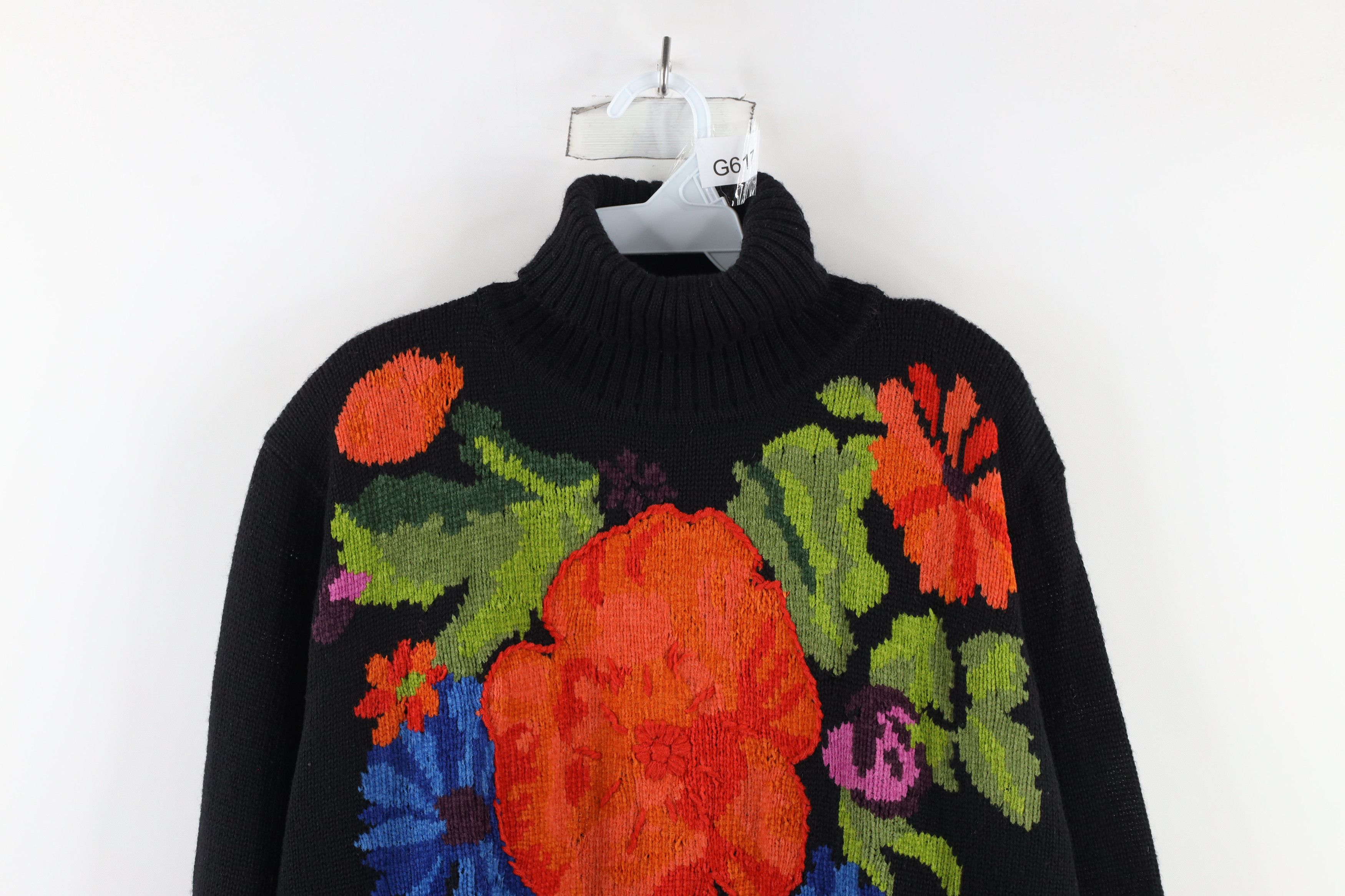 Vintage Vintage 90s Streetwear Embroidered Flower Turtleneck Sweater Size M / US 6-8 / IT 42-44 - 2 Thumbnail