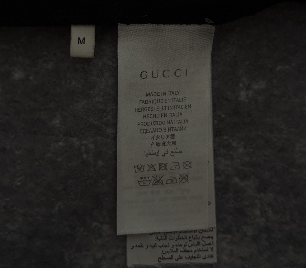 Gucci Gucci Fake Logo T-Shirt Size US M / EU 48-50 / 2 - 5 Thumbnail