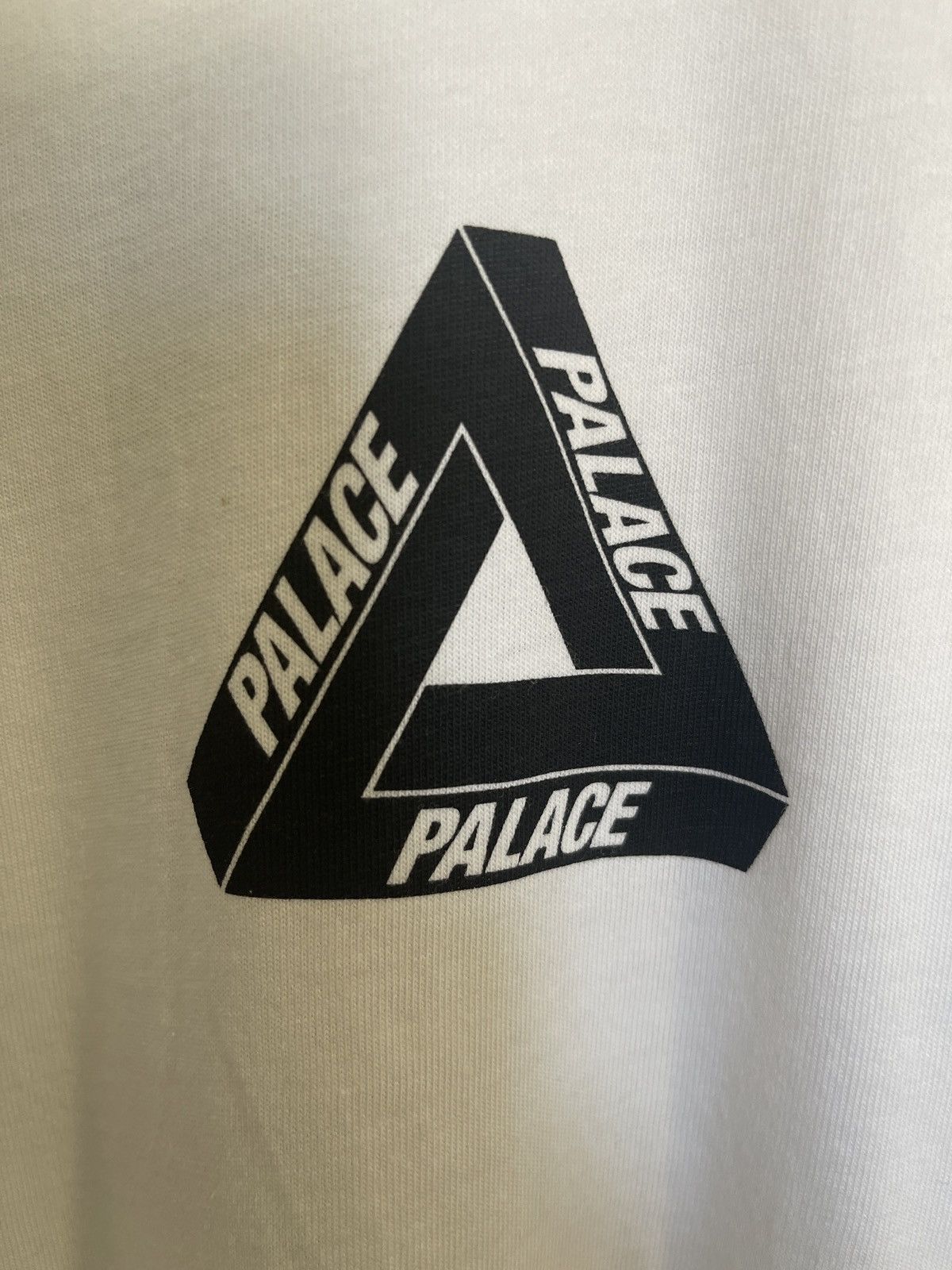 Palace Palace Tri-Ferg logo Size US S / EU 44-46 / 1 - 2 Thumbnail