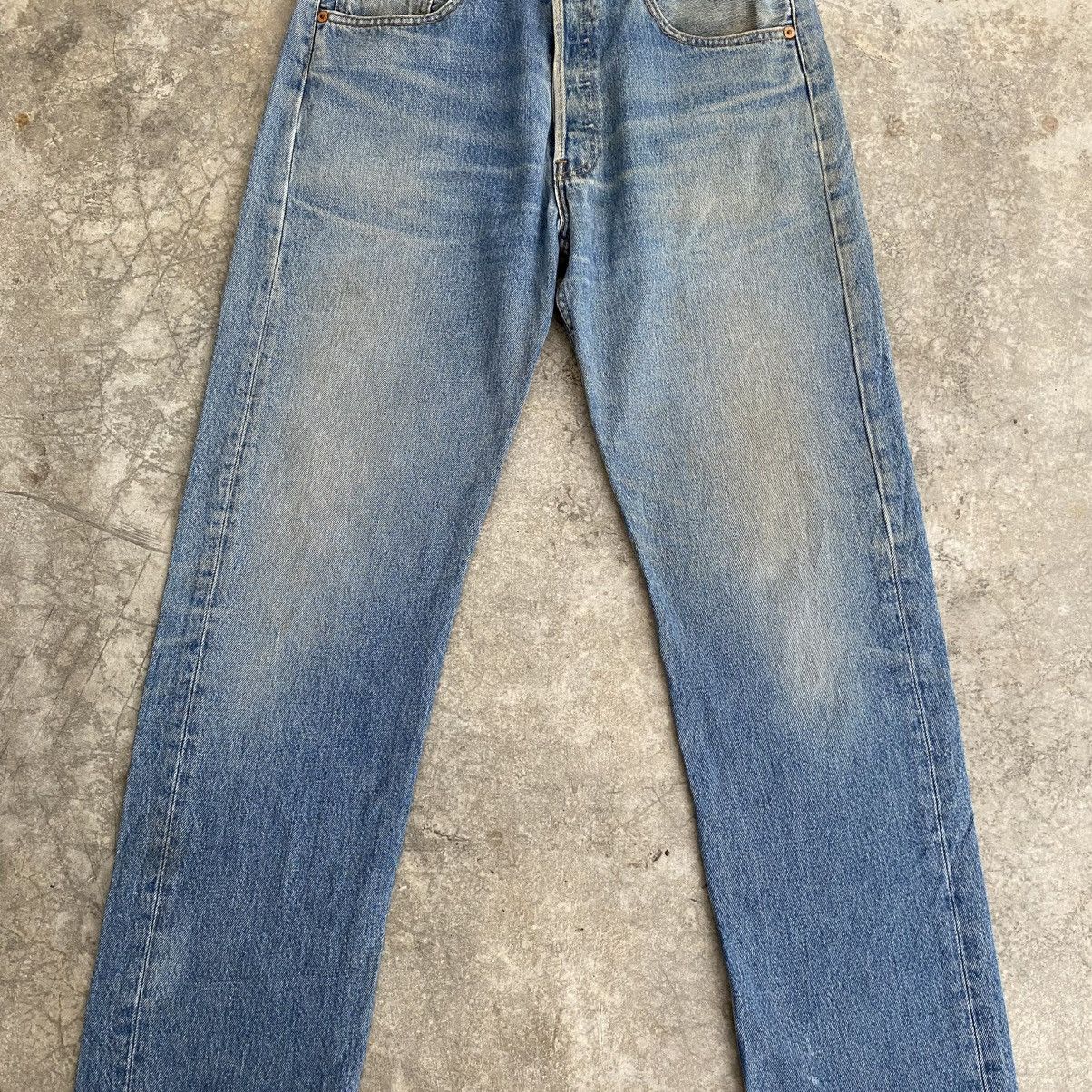 Levi's Size 32x34.5 Vintage 1998 Levis 501 Faded Blue Denim Jeans Size US 32 / EU 48 - 5 Thumbnail