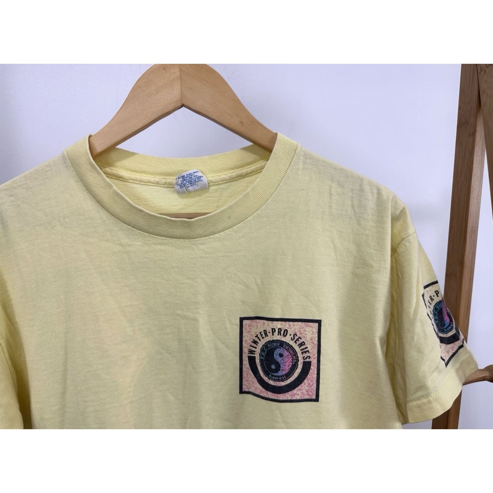 Vintage VTG 80s T&C Town And Country Ying Yang Winter Pro Series Surf T-Shirt Size L Yellow Mens Shirt Size US L / EU 52-54 / 3 - 6 Thumbnail