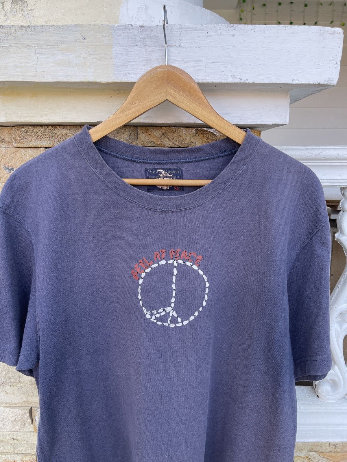 Japanese Brand Rare🔥Japanese Feel At Peace Faded Thrashed Tee Size US L / EU 52-54 / 3 - 3 Thumbnail
