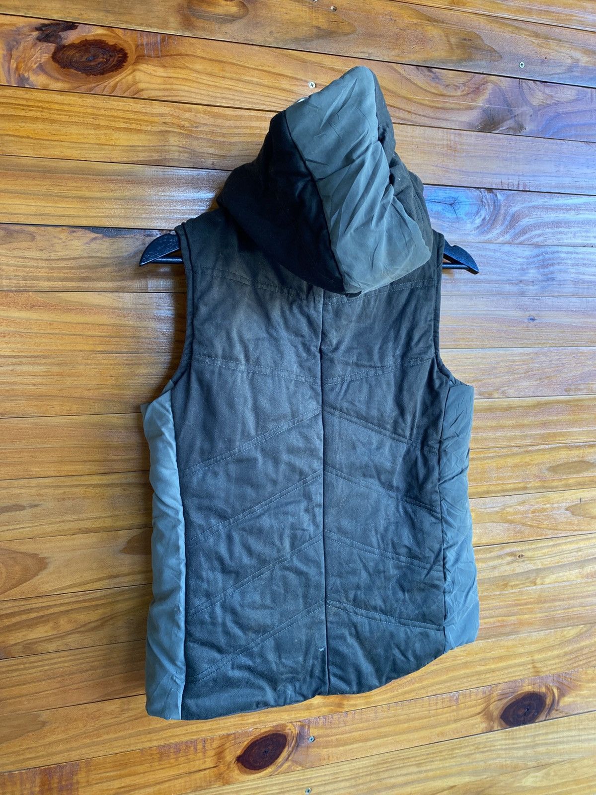 Born Born Military Style Quilted Hooded Vest – Olive Green Size US S / EU 44-46 / 1 - 9 Thumbnail