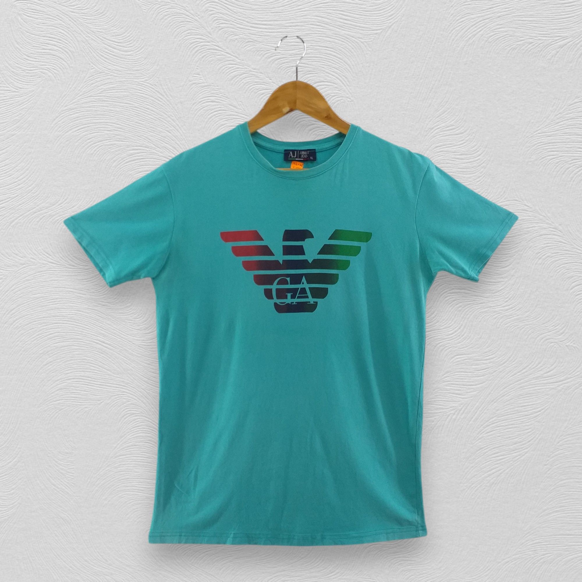Armani Giorgio Armani (Armani Jeans) Medium Tshirt -F096 Size US M / EU 48-50 / 2 - 1 Thumbnail