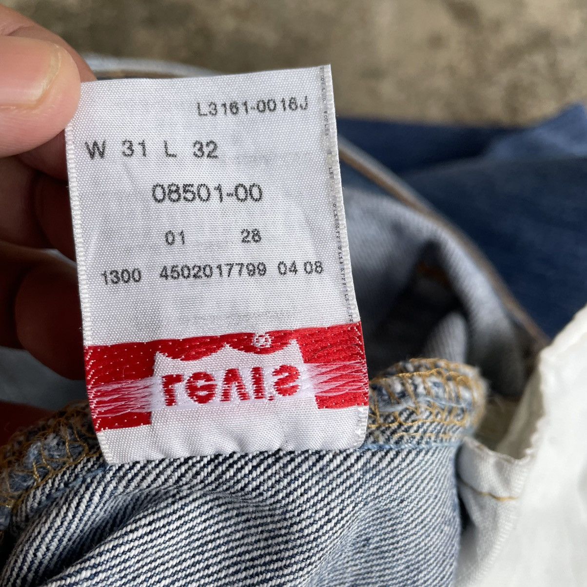 Levi's Vintage Clothing 🔥Vintage Levis 501 Stoned Washed Distress Denim Jeans Size US 31 - 14 Thumbnail