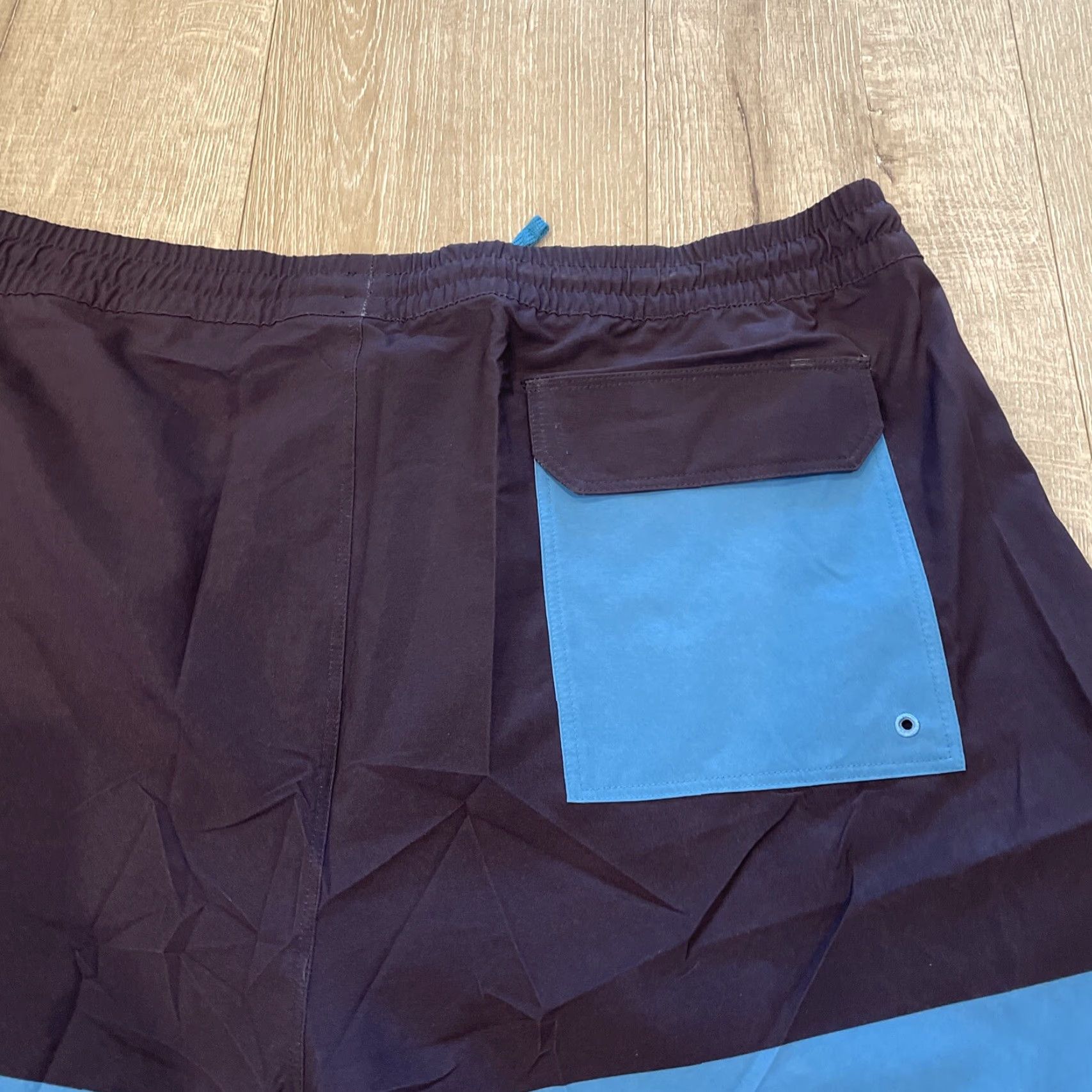 Patagonia Bottom Volley Shorts Colorblock Drawstring XL 16” Men Navy Multicolor