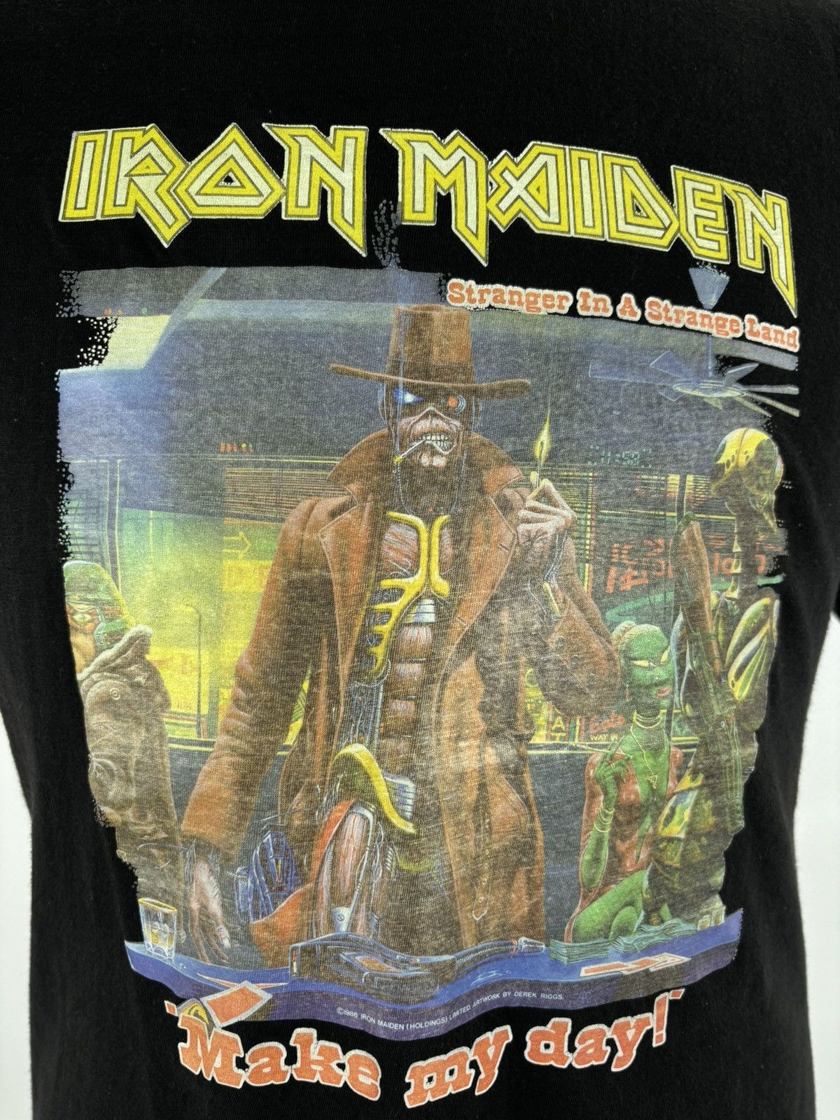 Iron Maiden × Metallica × Pink Floyd RARE 1986 IRON MAIDEN Derek Riggs USA Stranger In A Strange Land Rock T-Shirt M Size US M / EU 48-50 / 2 - 7 Thumbnail