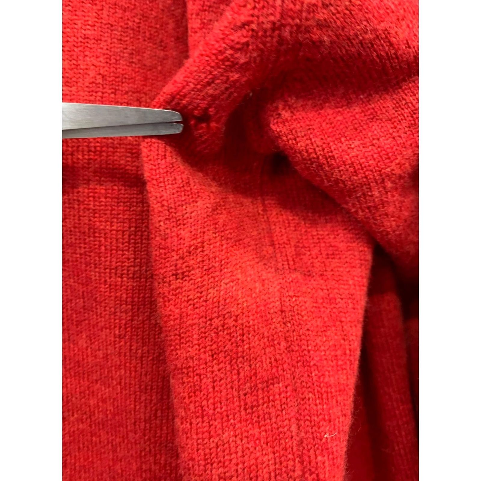 Corneliani Corneliani Red Crewneck Sweater Knit Pullover Men’s XL Italy Luxury Wool Cashmere Blend, Pre-owned / Fair, Holes Size US L / EU 52-54 / 3 - 6 Thumbnail