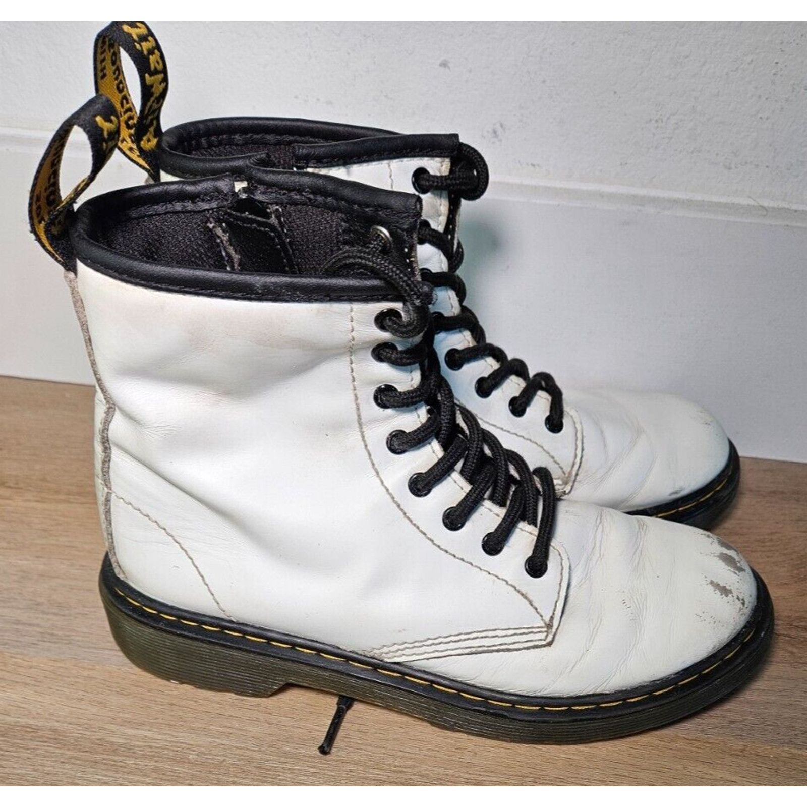 Dr. Martens Dr. Martens 1460 Pascal Women’s Size US3 White Leather Boots Size US 4 / IT 34 - 1 Thumbnail