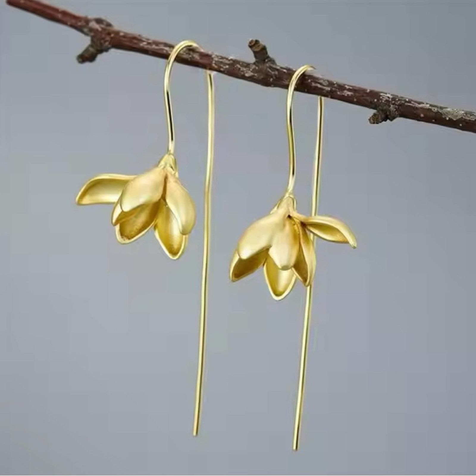 Other Magnolia Flower Long Earrings Silver Size ONE SIZE - 2 Thumbnail