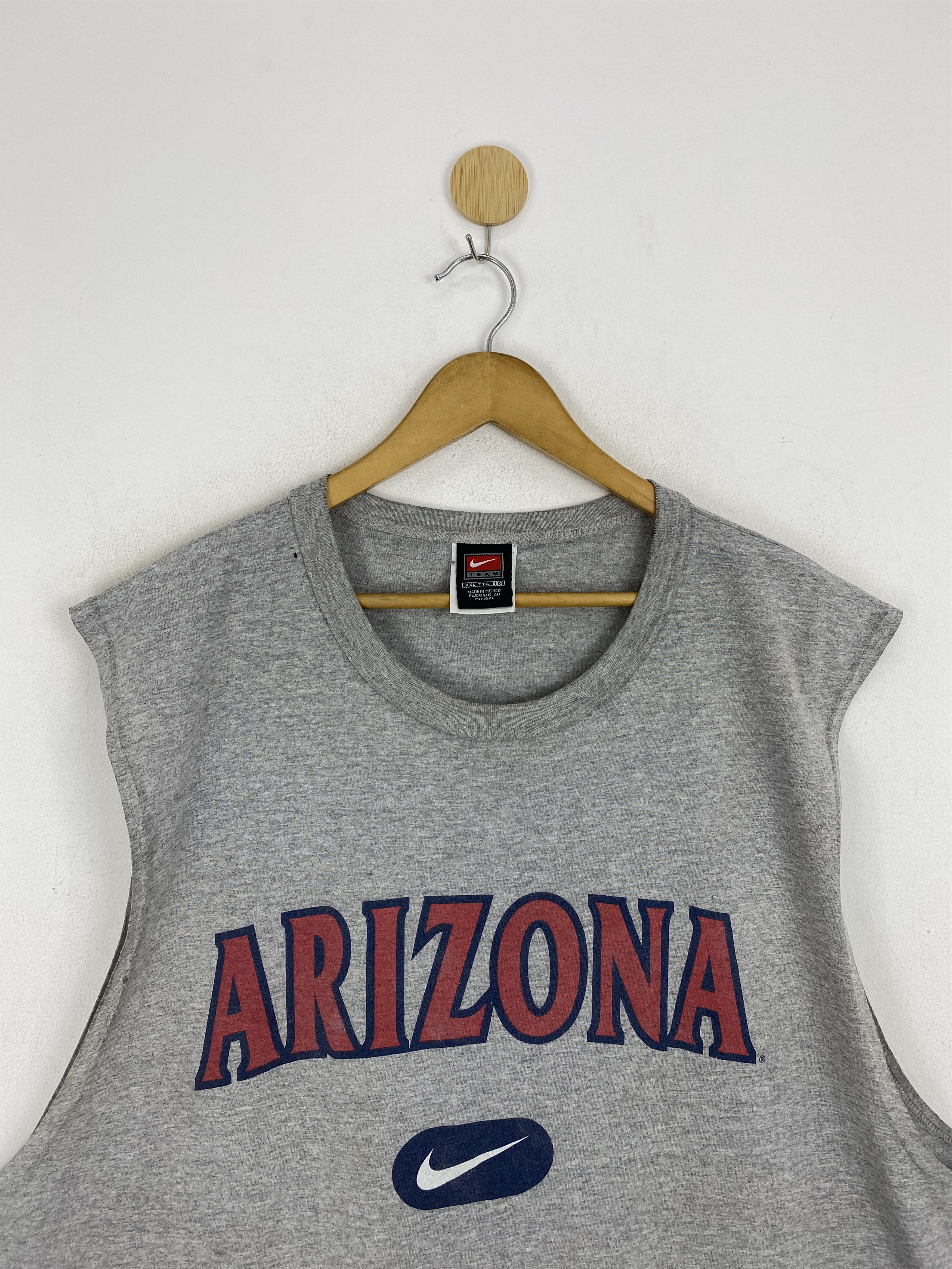 Nike × Vintage Vintage Y2K Nike NBA Arizona Sleeveless Tee TA0669 Size US XXL / EU 58 / 5 - 2 Thumbnail