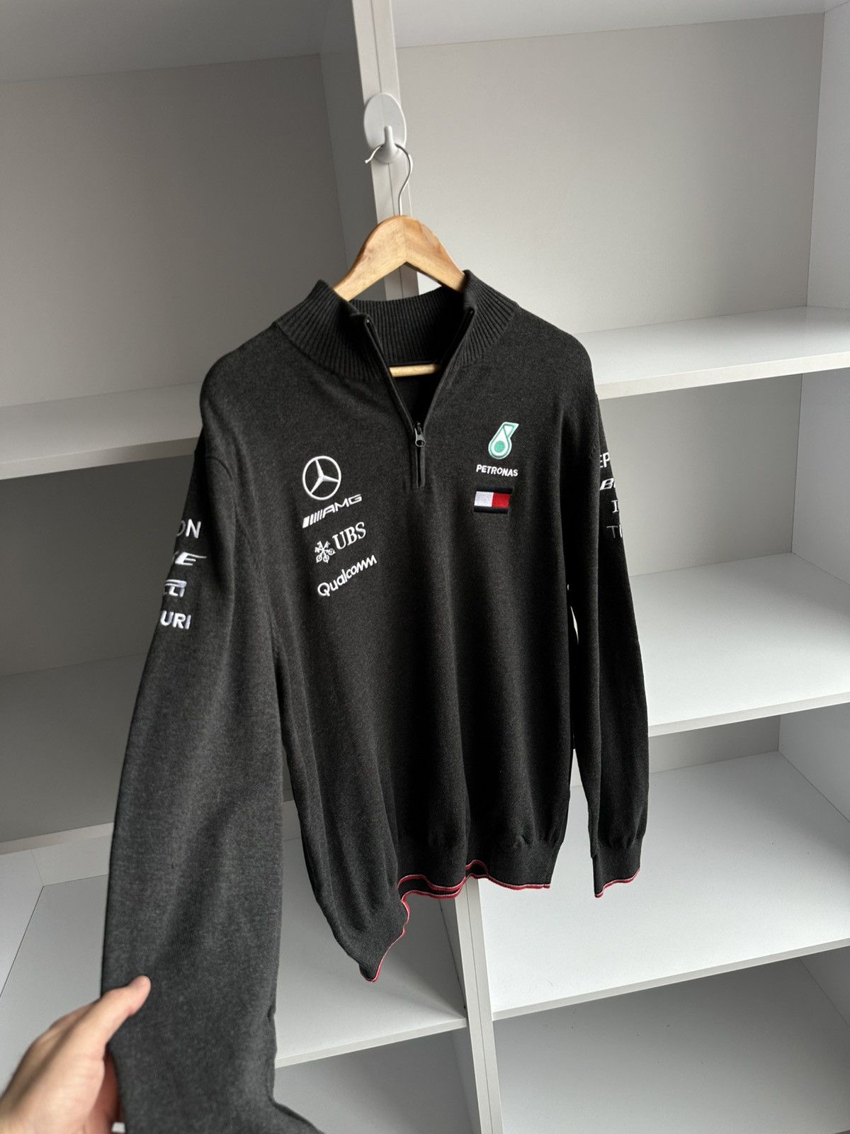 Tommy Hilfiger Tommy Hilfiger AMG Petronas Men’s 1/4 Zip Sweater Sz XL Size US XL / EU 56 / 4 - 7 Thumbnail