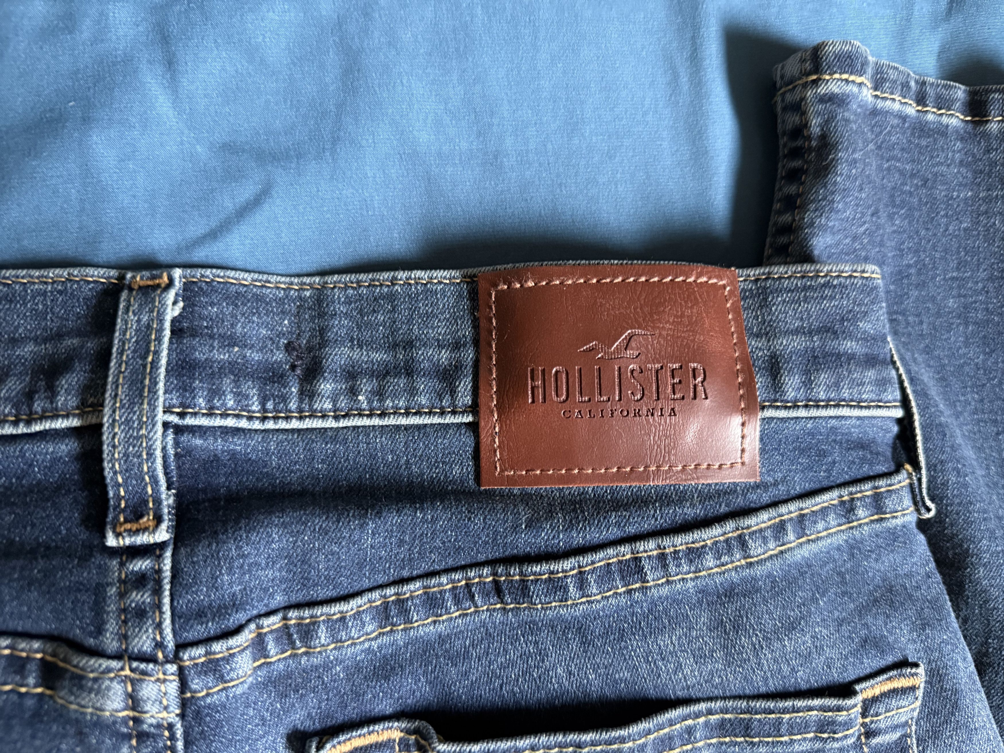 Hollister Hollister Super Skinny Jeans Advanced Stretch 32x30 $59.50 Size US 32 / EU 48 - 3 Thumbnail