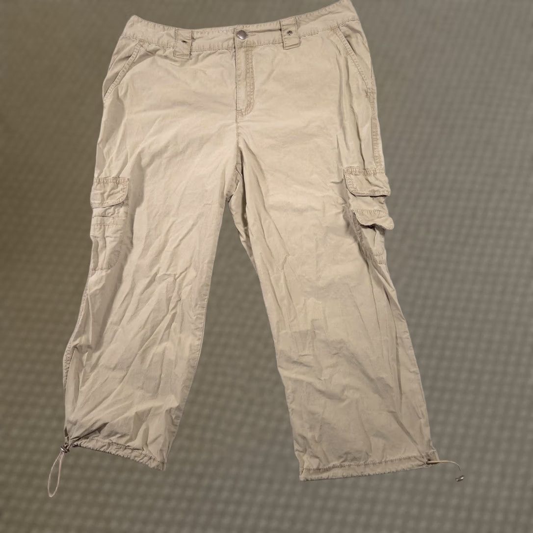 Vintage Caribbean Joe Pants Womens 12 Khaki Cargo Capri Cropped Drawstring Hem Pockets Size 34" / US 12 / IT 48 - 1 Thumbnail