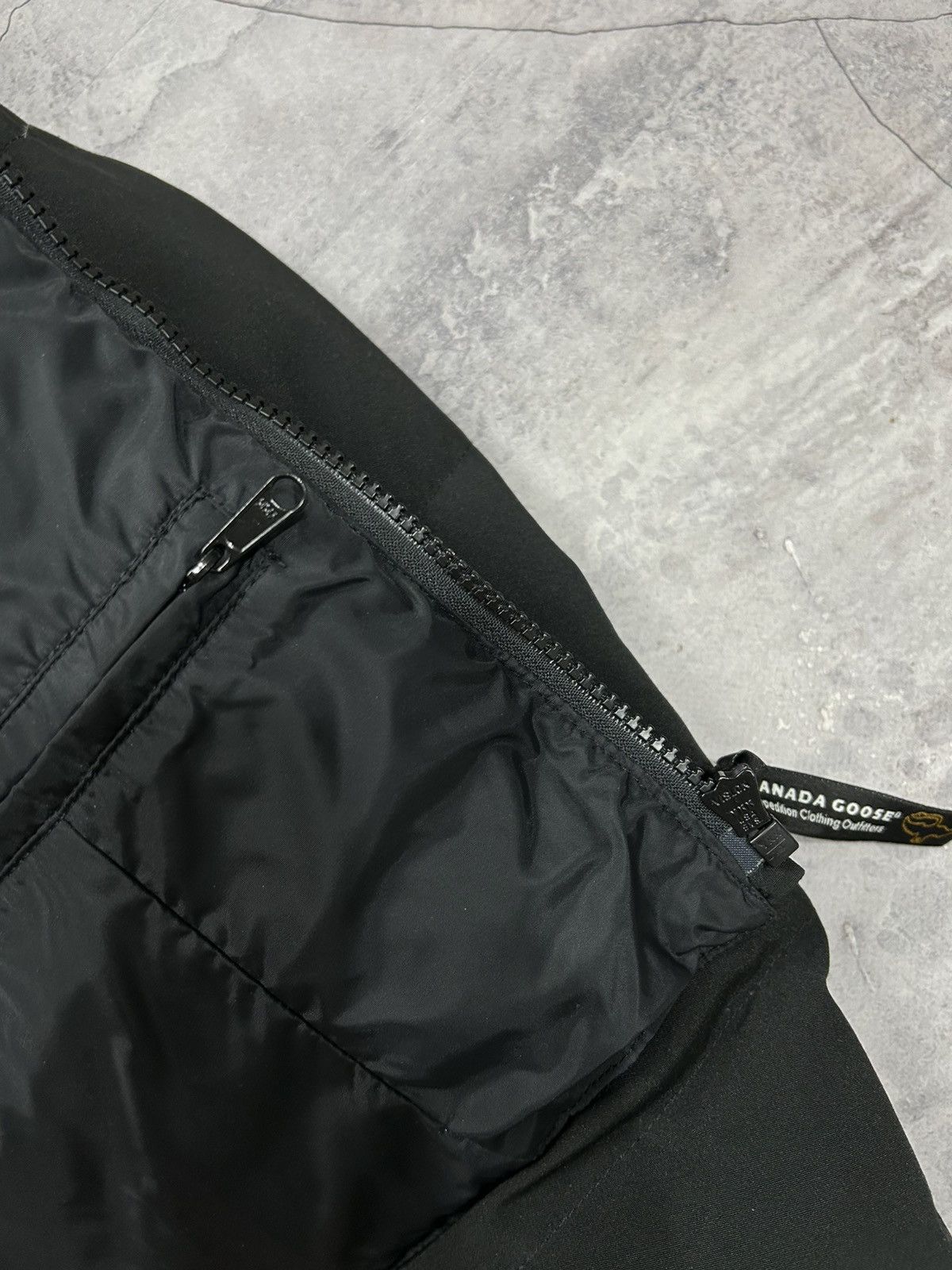 Canada Goose × Vintage Canada Goose Black Chilliwack Bomber Small Black Size S / US 4 / IT 40 - 7 Thumbnail