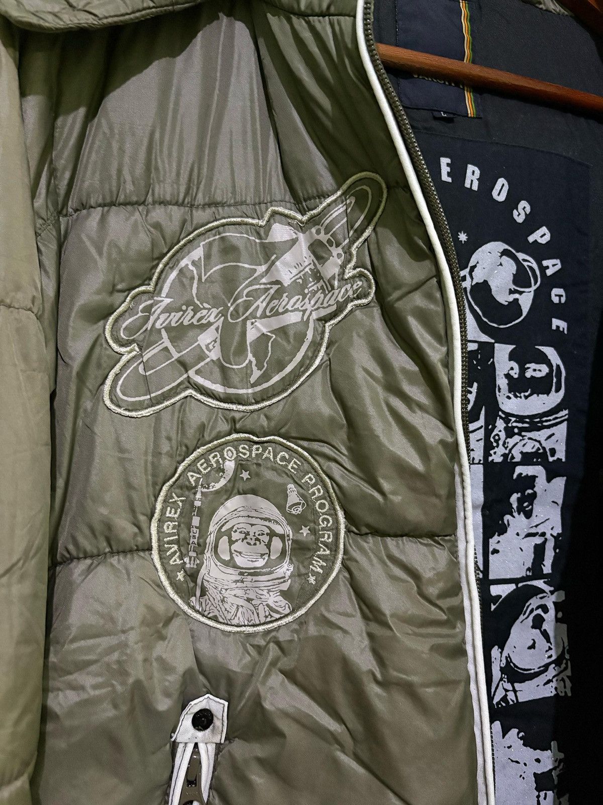 Avirex Avirex Varsity Puffer Jacket Aero Space Program With Hoodies Size US L / EU 52-54 / 3 - 4 Thumbnail