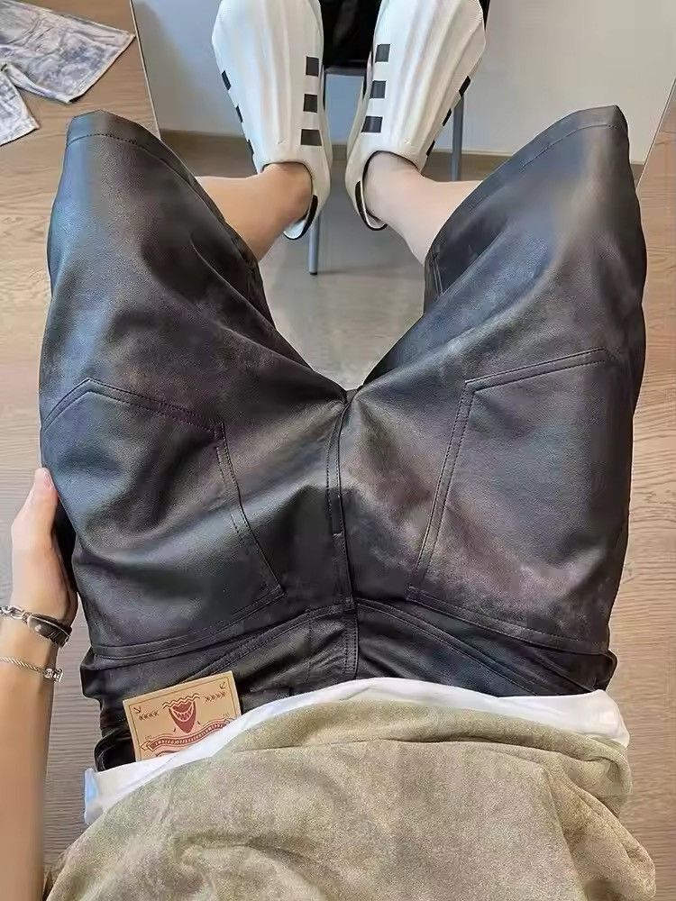 Japanese Brand Y2K Mens Pu Leather Reverse Shorts Size US 29 - 2 Thumbnail