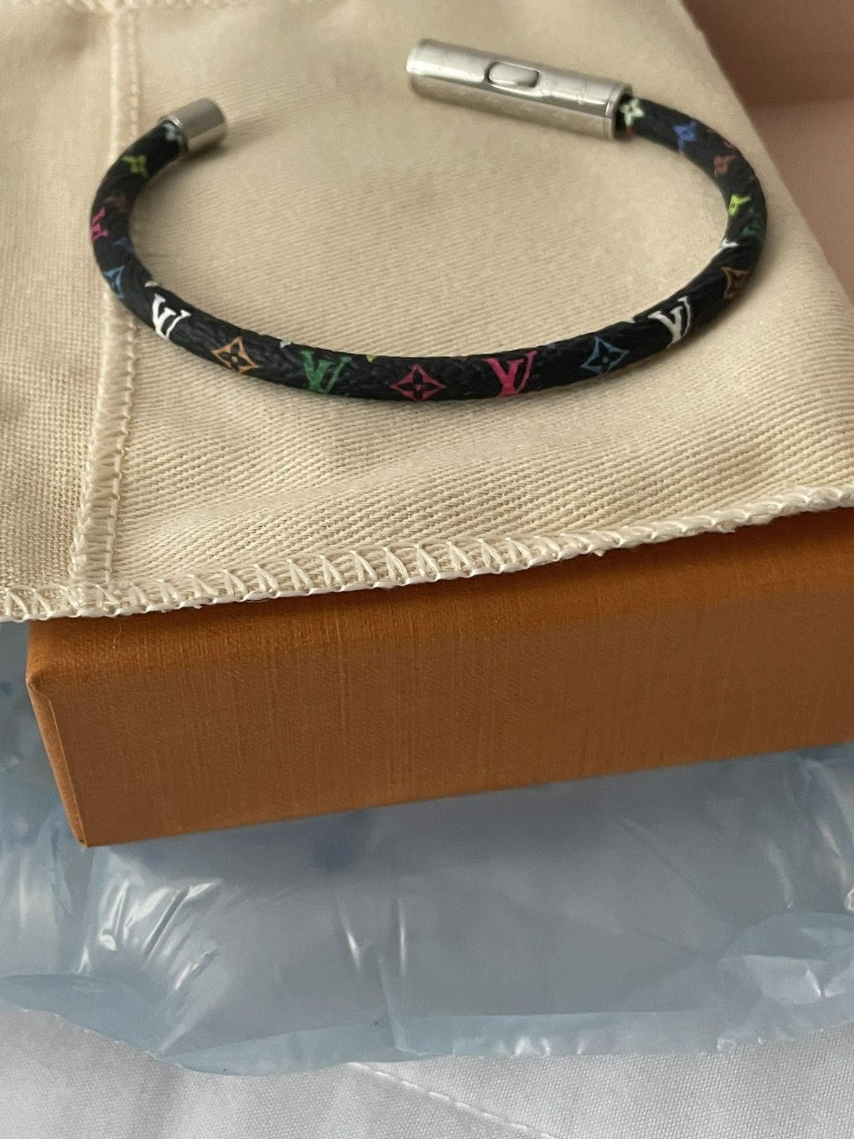 Louis Vuitton × Takashi Murakami Louis Vuitton x Takashi Murakami LV Confidential Bracelet Size ONE SIZE - 4 Thumbnail